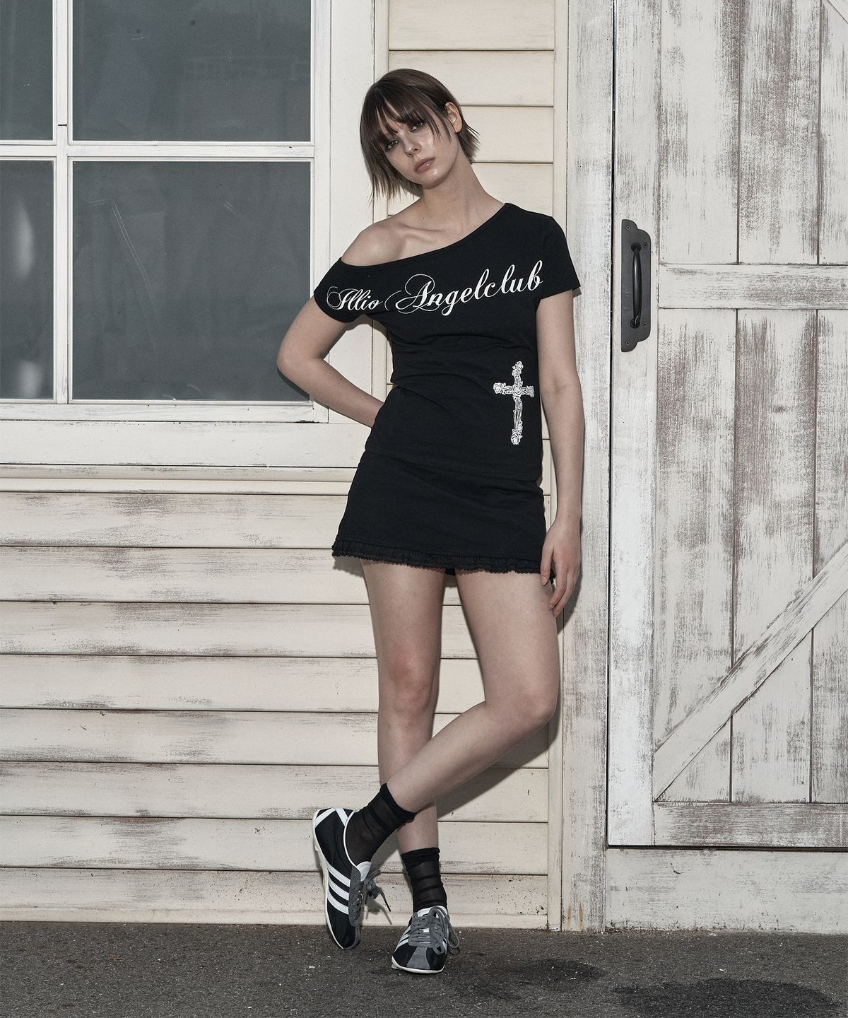 일리오(ILLIO) Black Angel lace folded waist skirt