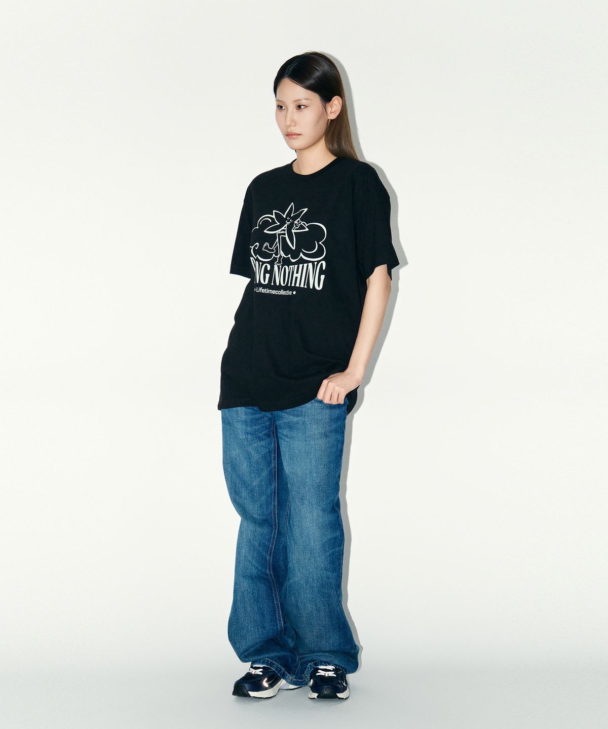 라이프타임콜렉티브(LIFETIMECOLLECTIVE) 두잉낫띵 반팔 티셔츠 블랙