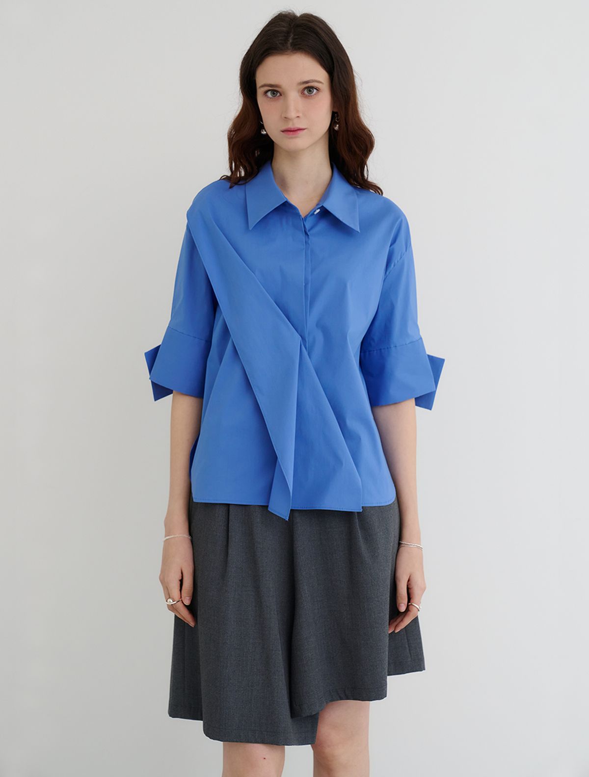 르이엘(LE YIEL) Overlap Shirt Blouse_Deep Blue 오버랩 셔츠 블라우스_딥 블루