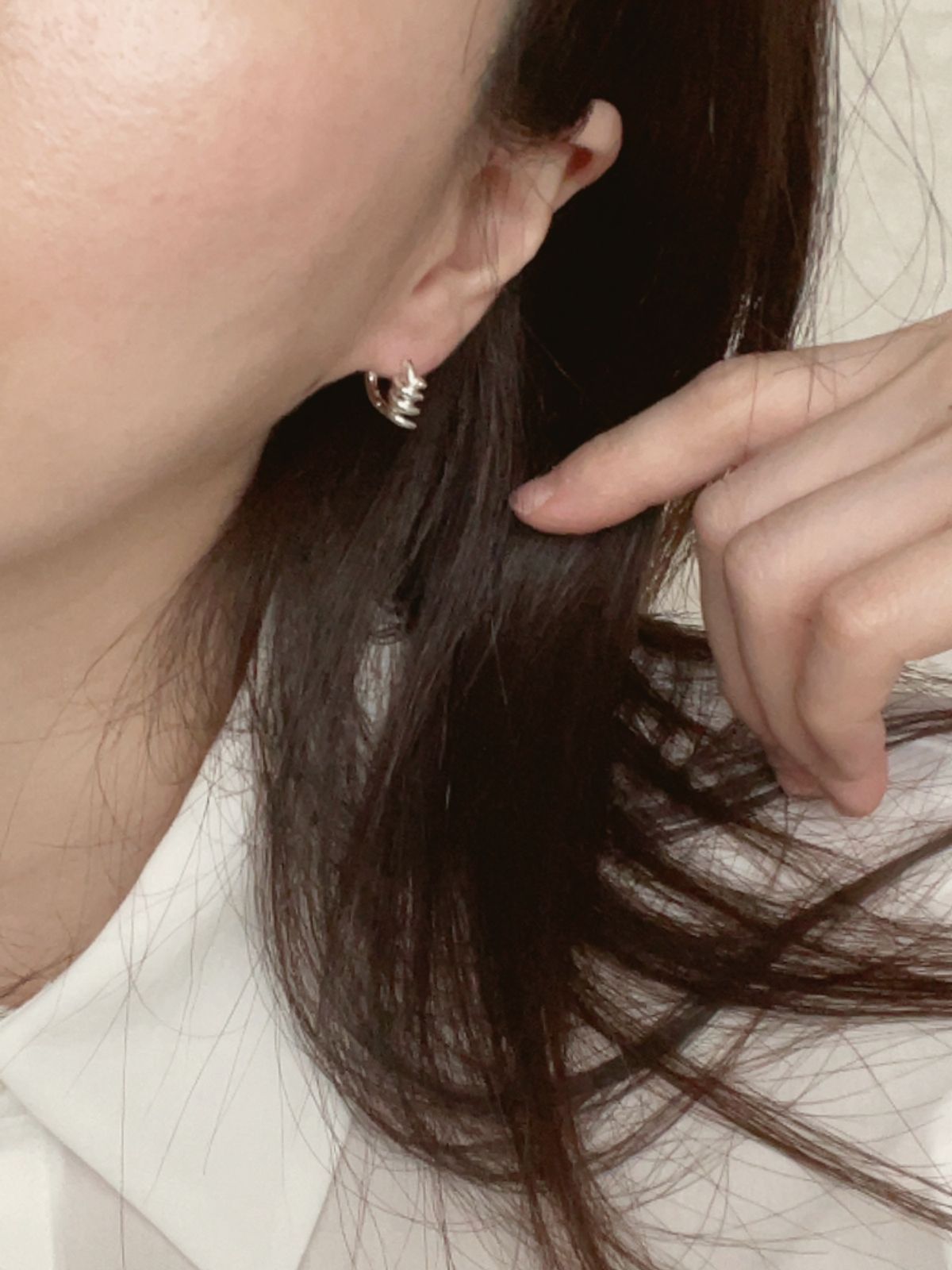 엘리오나(ELYONA) ELA 02 Earrings 원터치 꼬임 귀걸이