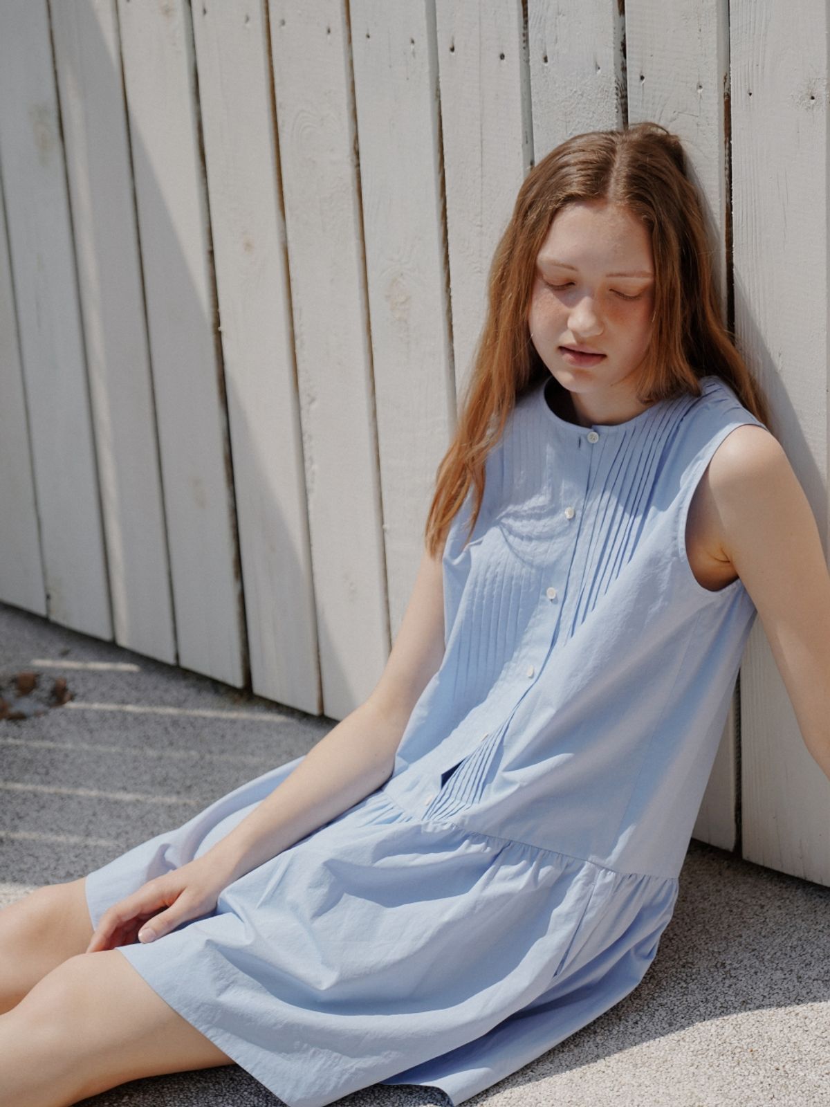 어나우트(UNNOUT) PINTUCK SHIRT DRESS BLUE