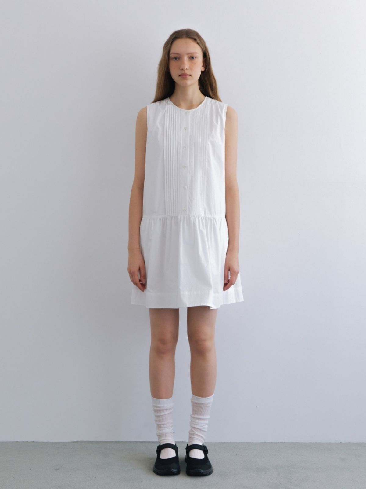 어나우트(UNNOUT) PINTUCK SHIRT DRESS WHITE