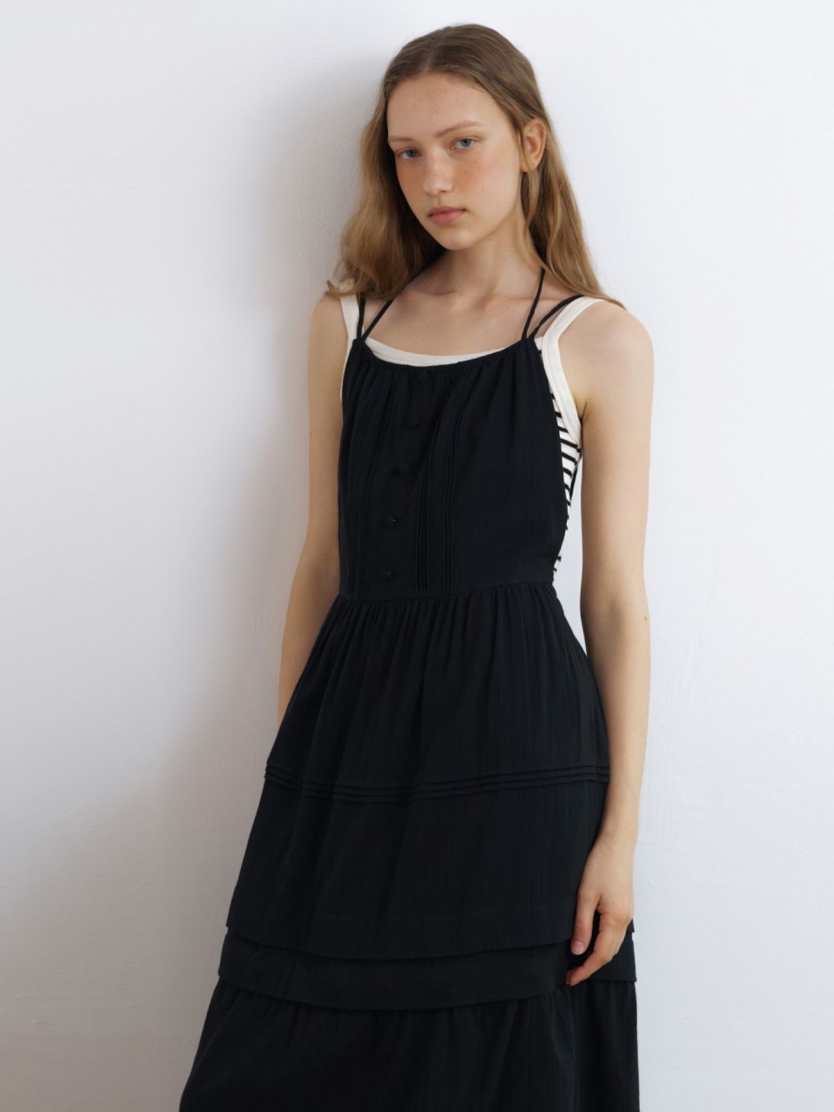 어나우트(UNNOUT) DETACHABLE COTTON MAXI DRESS BLACK