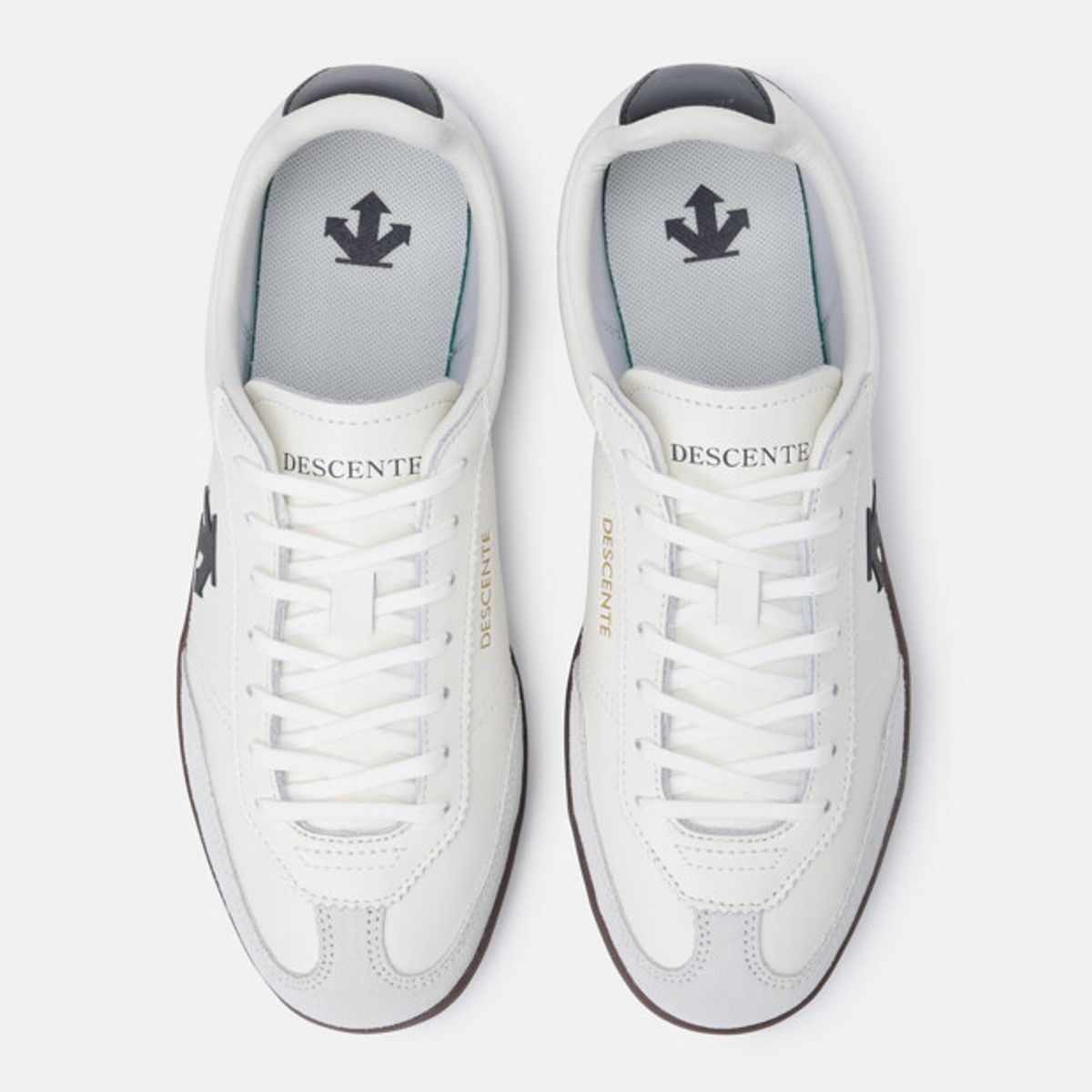 데상트(DESCENTE) 엣지 코트 클래시 블랙 화이트 SR323LSN74