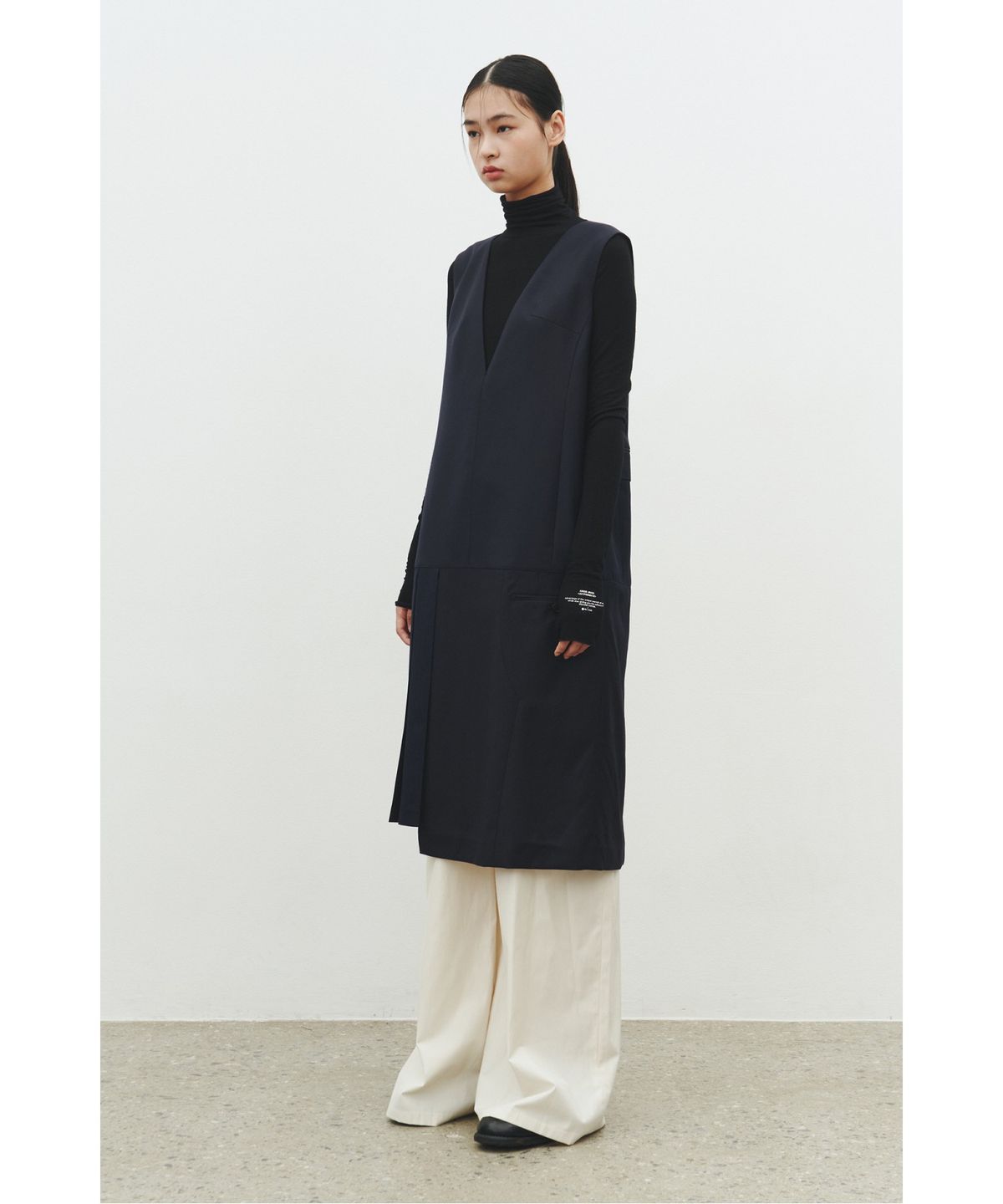 래코드(RECODE) V-neck Back Open Dress_RQDAS25568NYX