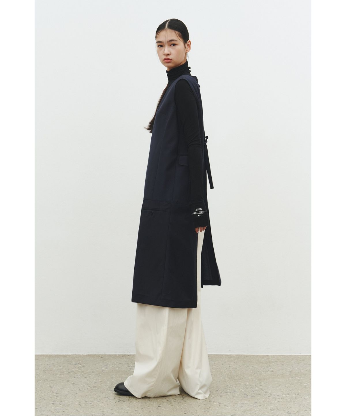 래코드(RECODE) V-neck Back Open Dress_RQDAS25568NYX