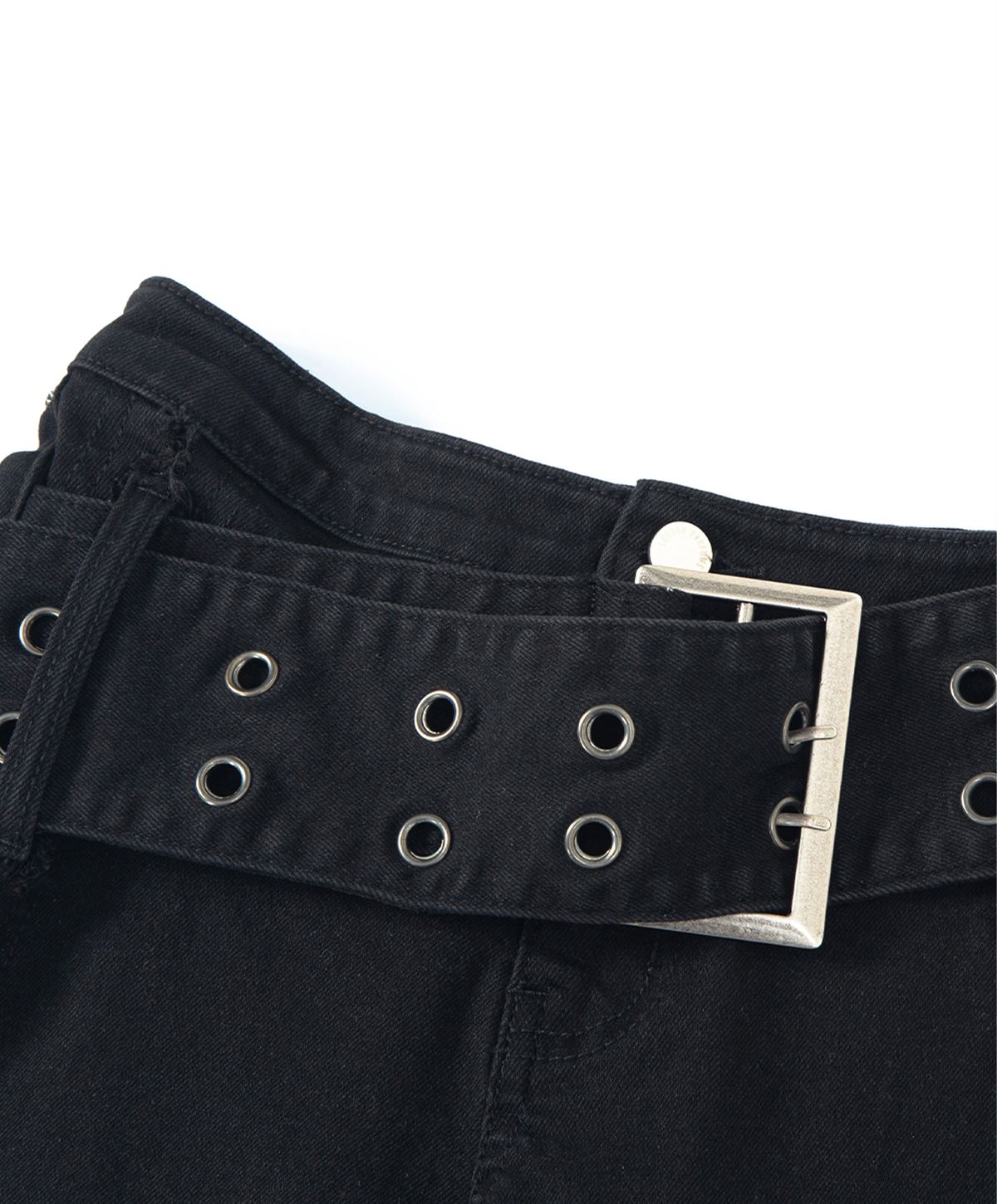 런던파퓸스 아카이브(LONDON PARFUMS ARCHIVE) BIG BUCKLE FLARE JEANS BLACK
