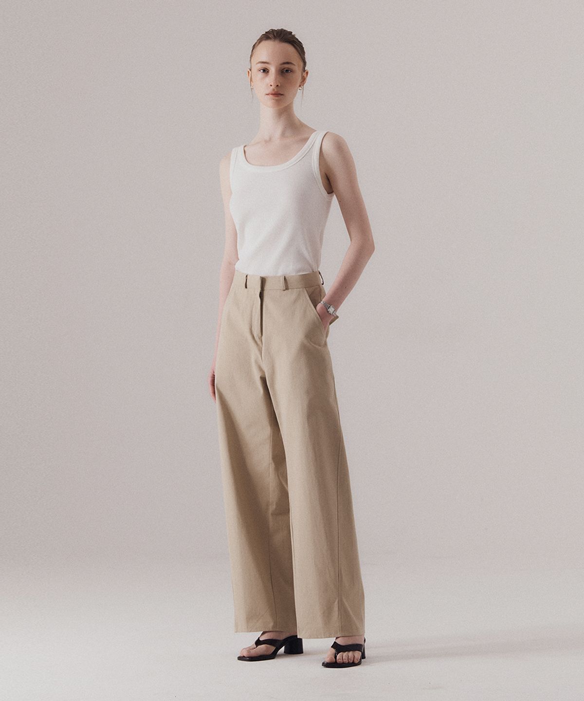 실른(SILN) Structure cotton chino pants (BEIGE)