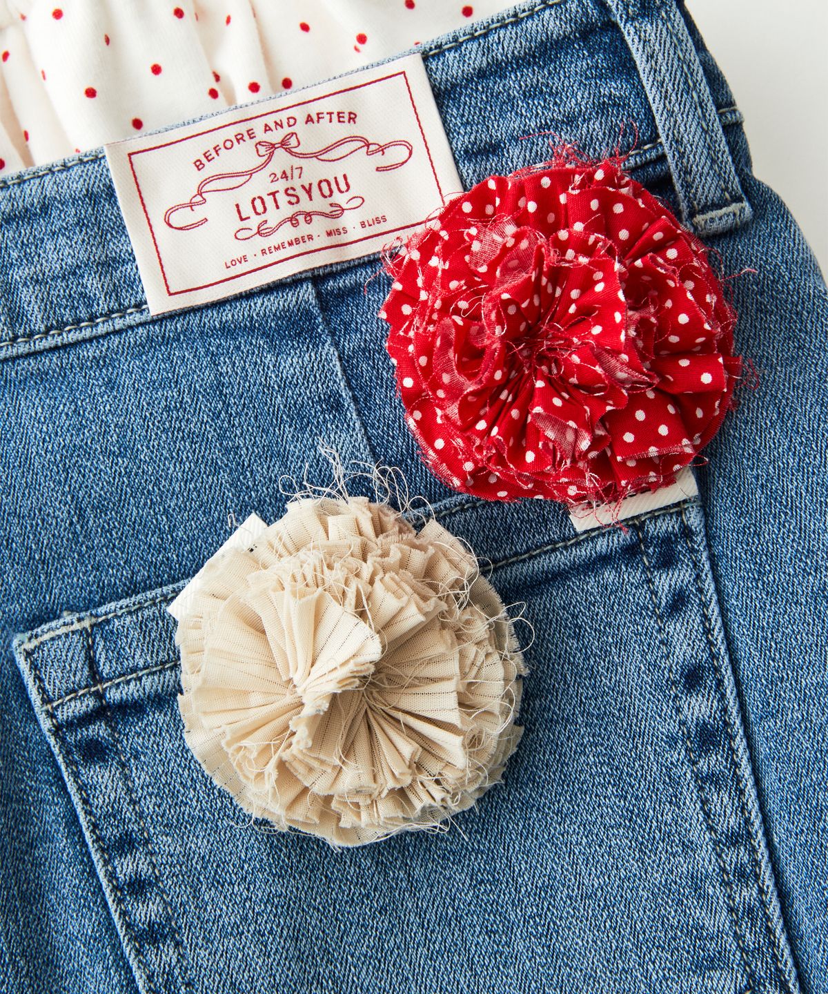 라츠유(LOTSYOU) lotsyou_Rowan Flower Brooch Small Red