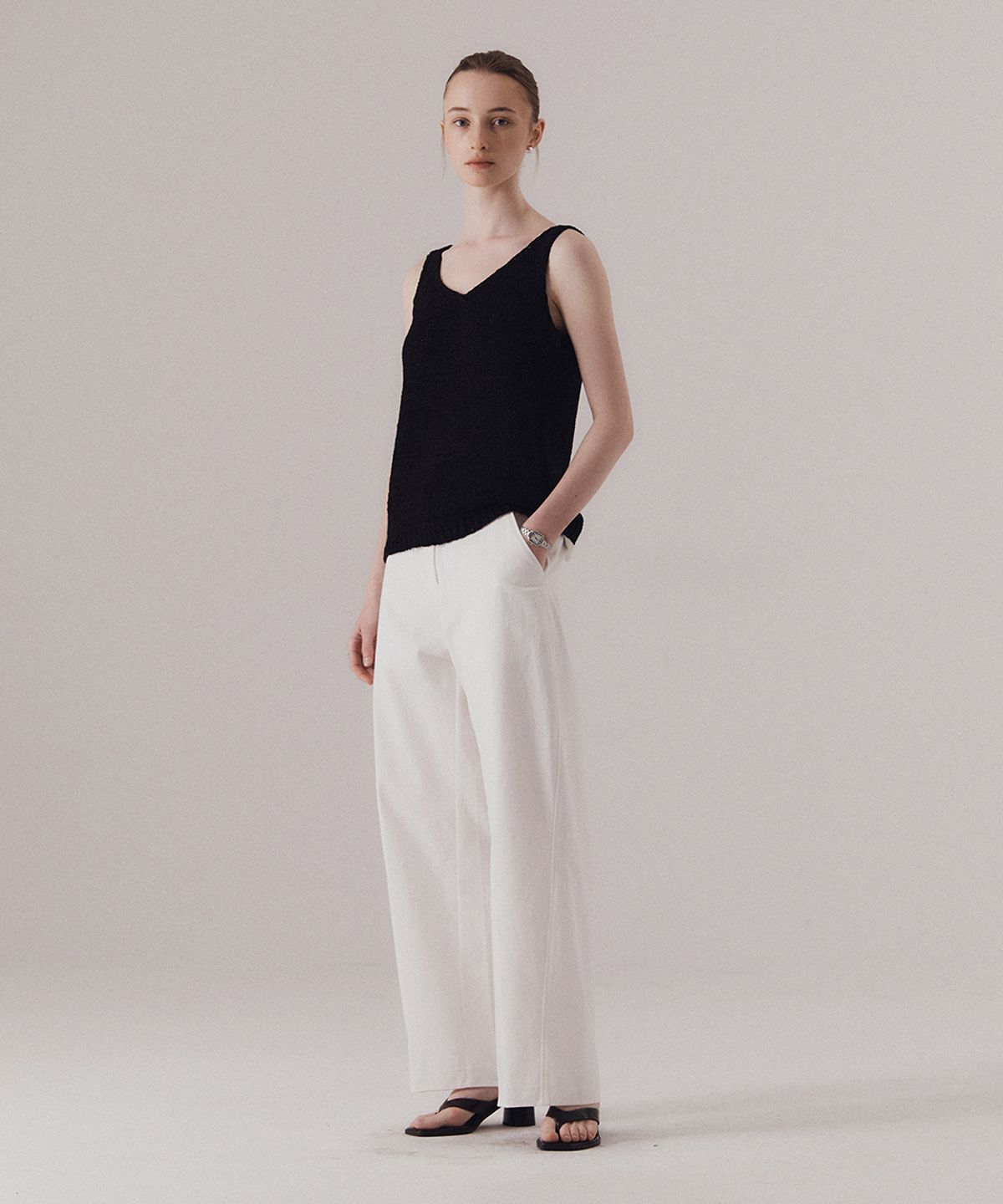 실른(SILN) Structure cotton chino pants (WHITE)
