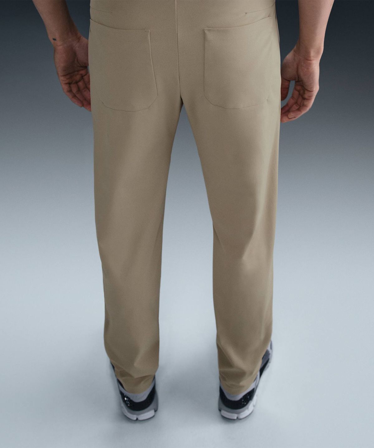 나이키(NIKE) 24.7 퍼펙트스트레치 드라이 핏 5포켓 슬림 핏 팬츠 M - 데저트 카키:세일:카키 / HQ6929-251