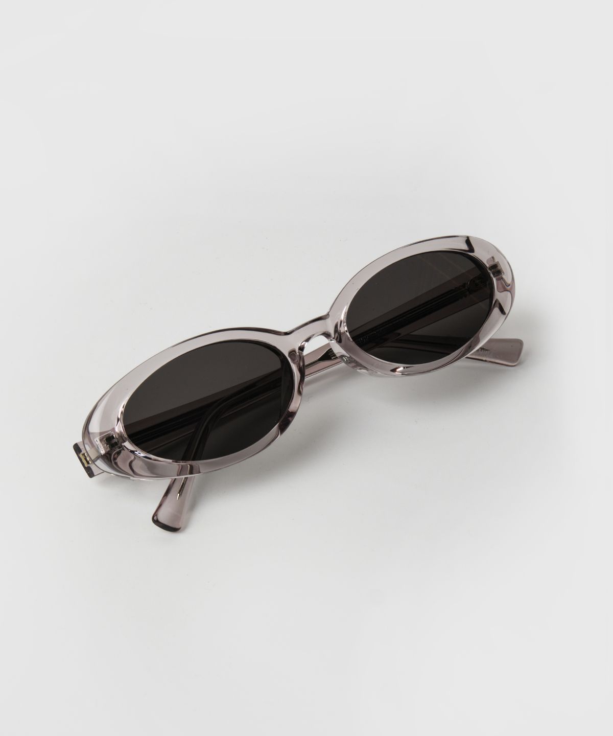 투큐브(2CUBE) Light Oval Sunglasses
