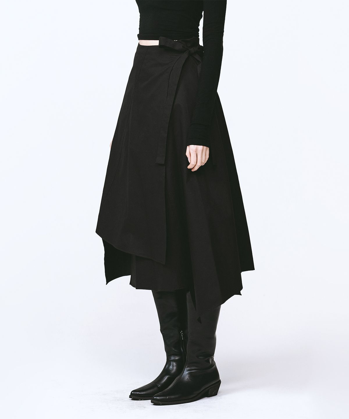 모노포비아(MONOPHOBIA) ASM COTTON WRAP SKIRT BLACK 코튼 랩 스커트 블랙