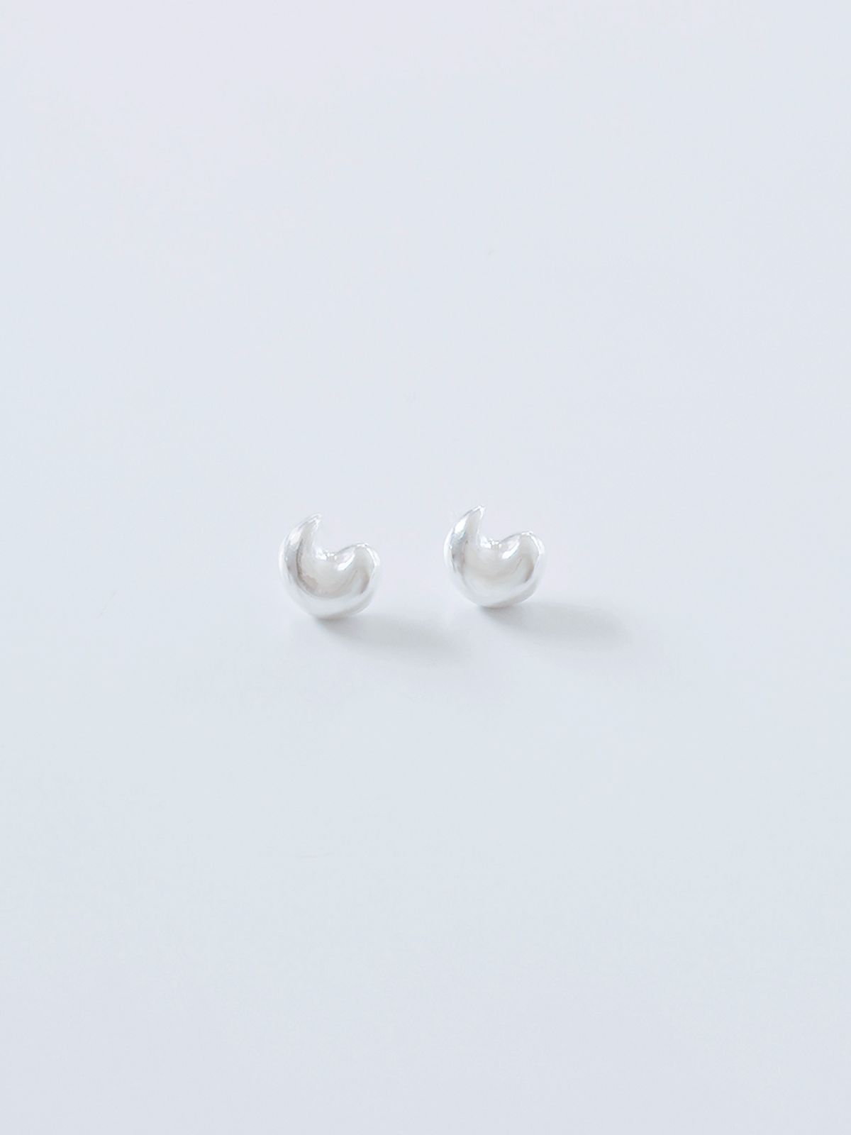 스틸 인스턴트(STILL INSTANT) Flow Curl Earring