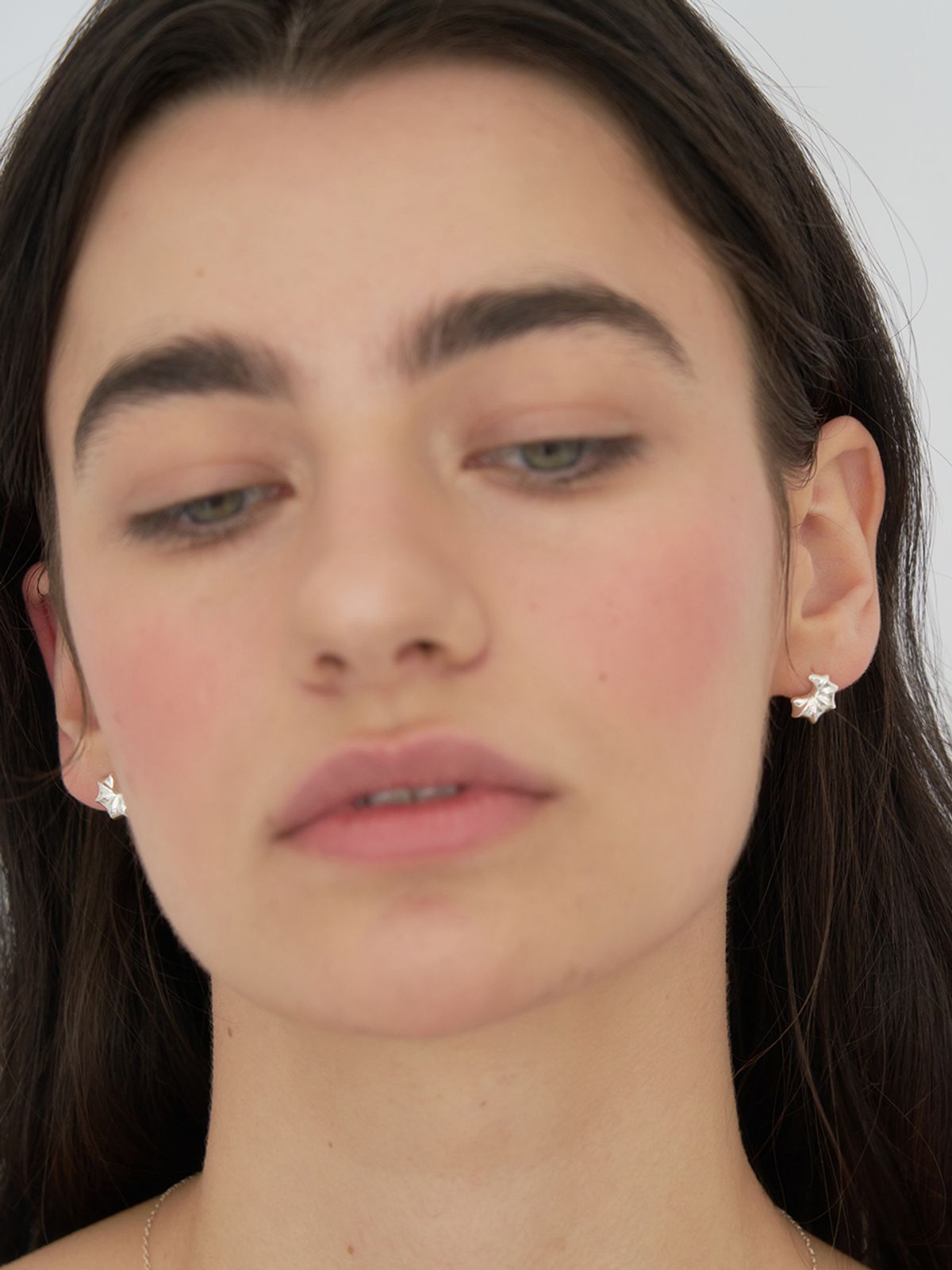 스틸 인스턴트(STILL INSTANT) Shell Spark Earring