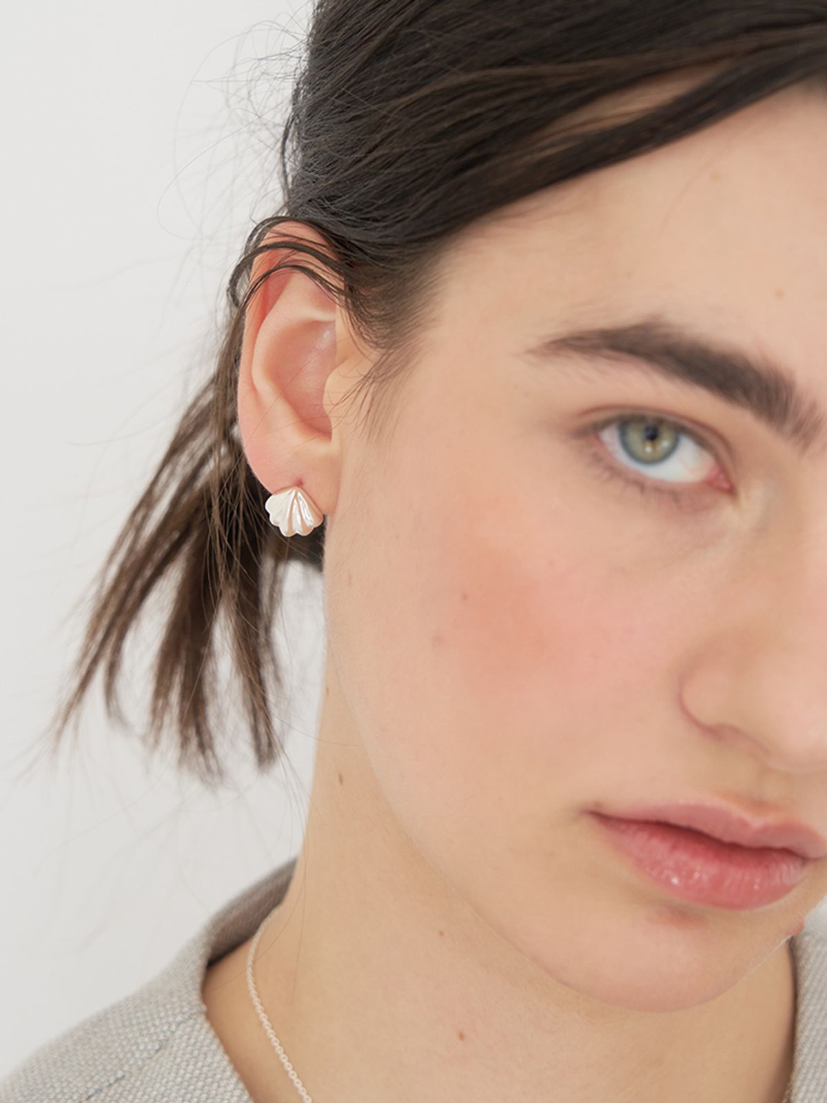 스틸 인스턴트(STILL INSTANT) Shell Flow Earring