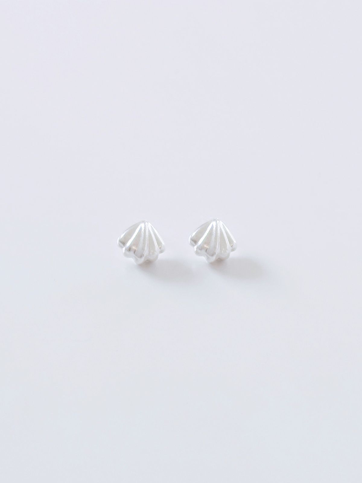 스틸 인스턴트(STILL INSTANT) Shell Flow Earring