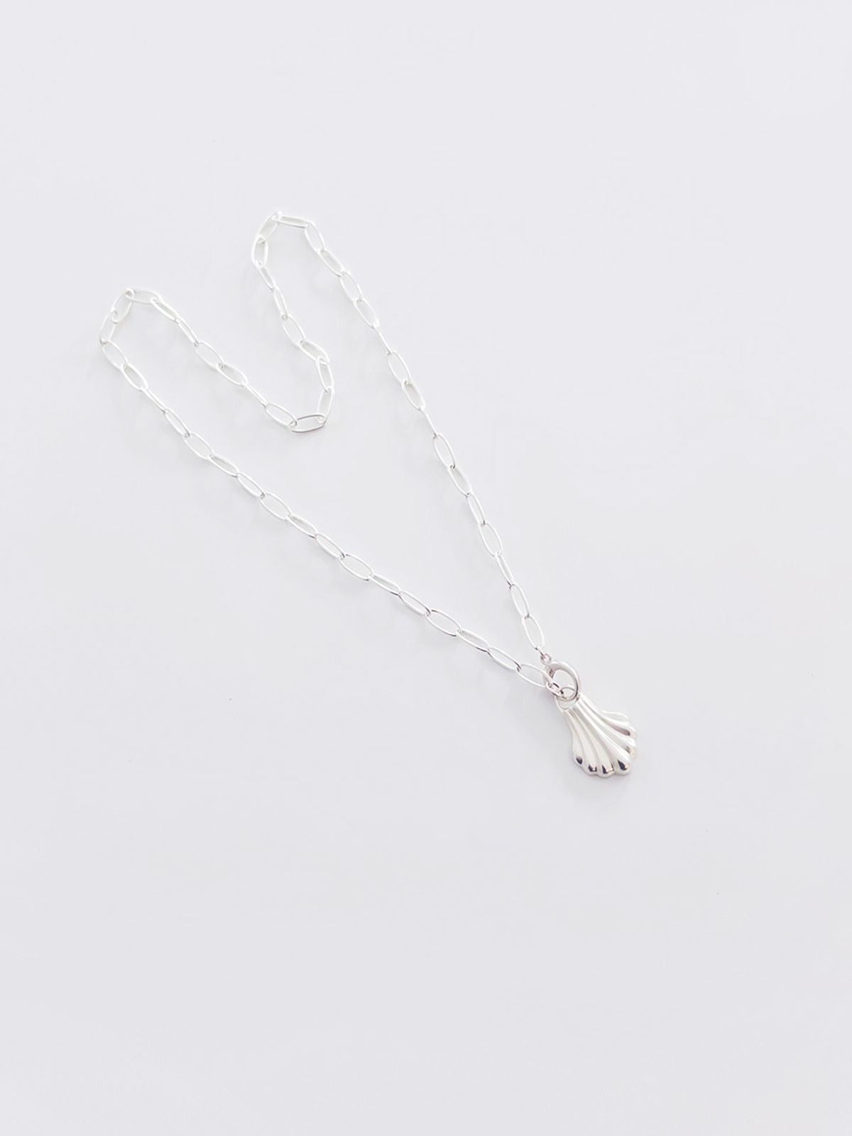스틸 인스턴트(STILL INSTANT) Shell Bloom Chain Necklace