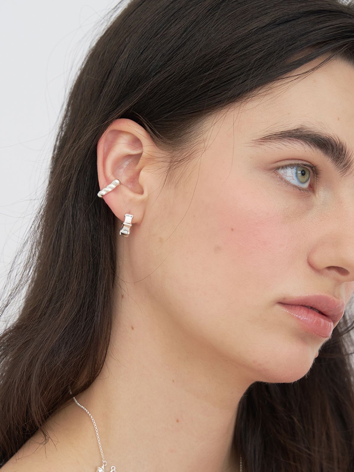 스틸 인스턴트(STILL INSTANT) Ripple Loop Ear Cuff