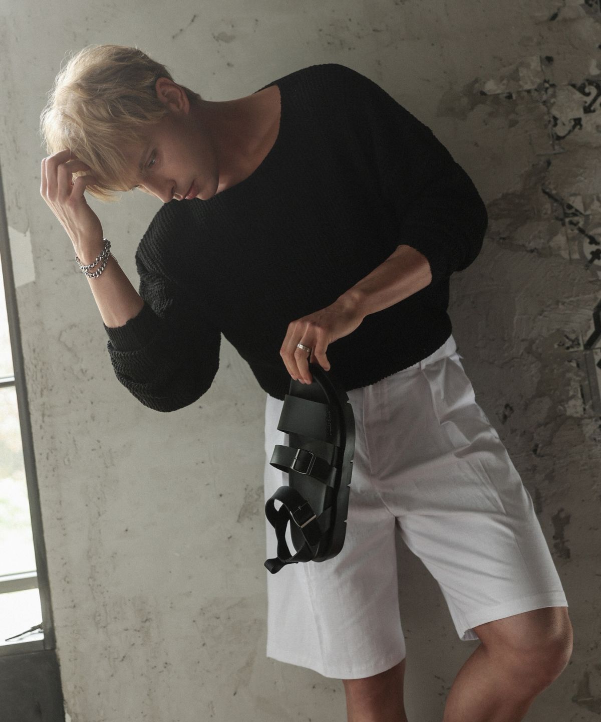 디퍼슈(DIFFERSHOE) 남성 루세르 스트랩 레더 샌들 5CM