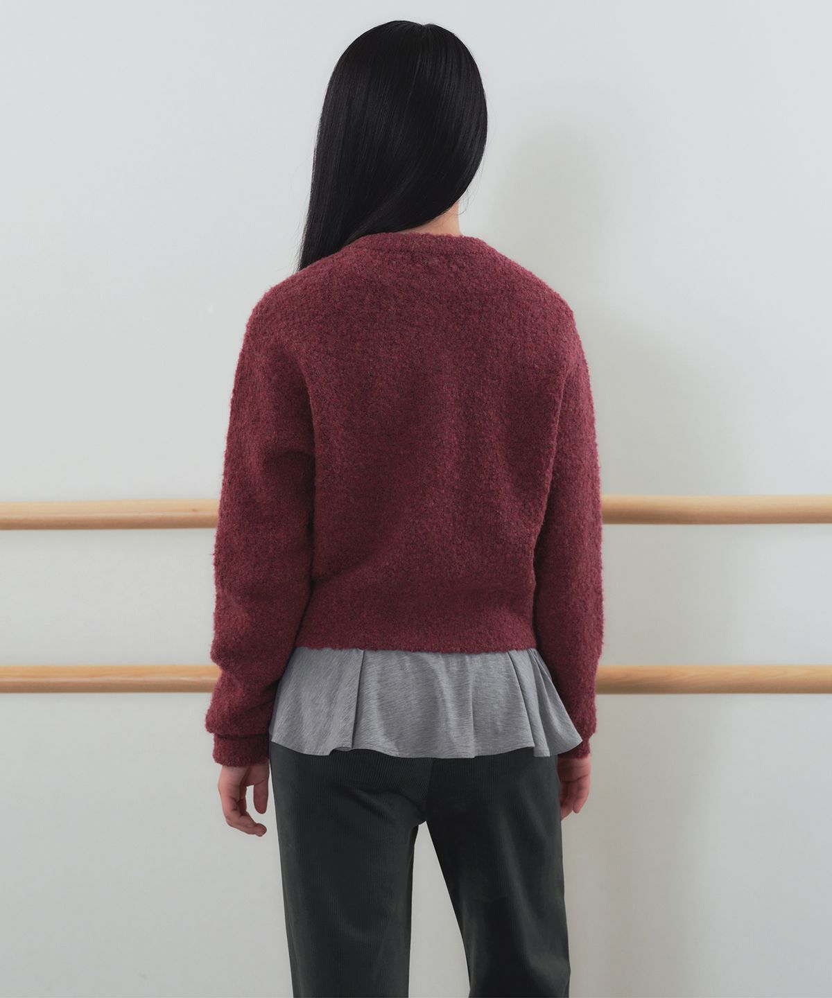 무신사 스탠다드 우먼(MUSINSA STANDARD WOMAN) 우먼즈 부클 라운드 넥 가디건 [버건디]