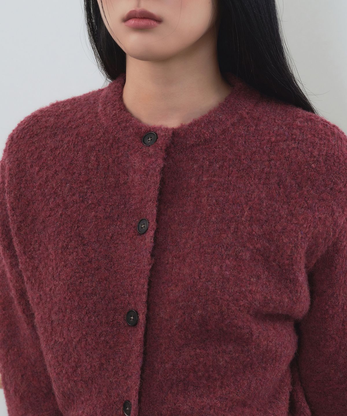 무신사 스탠다드 우먼(MUSINSA STANDARD WOMAN) 우먼즈 부클 라운드 넥 가디건 [버건디]