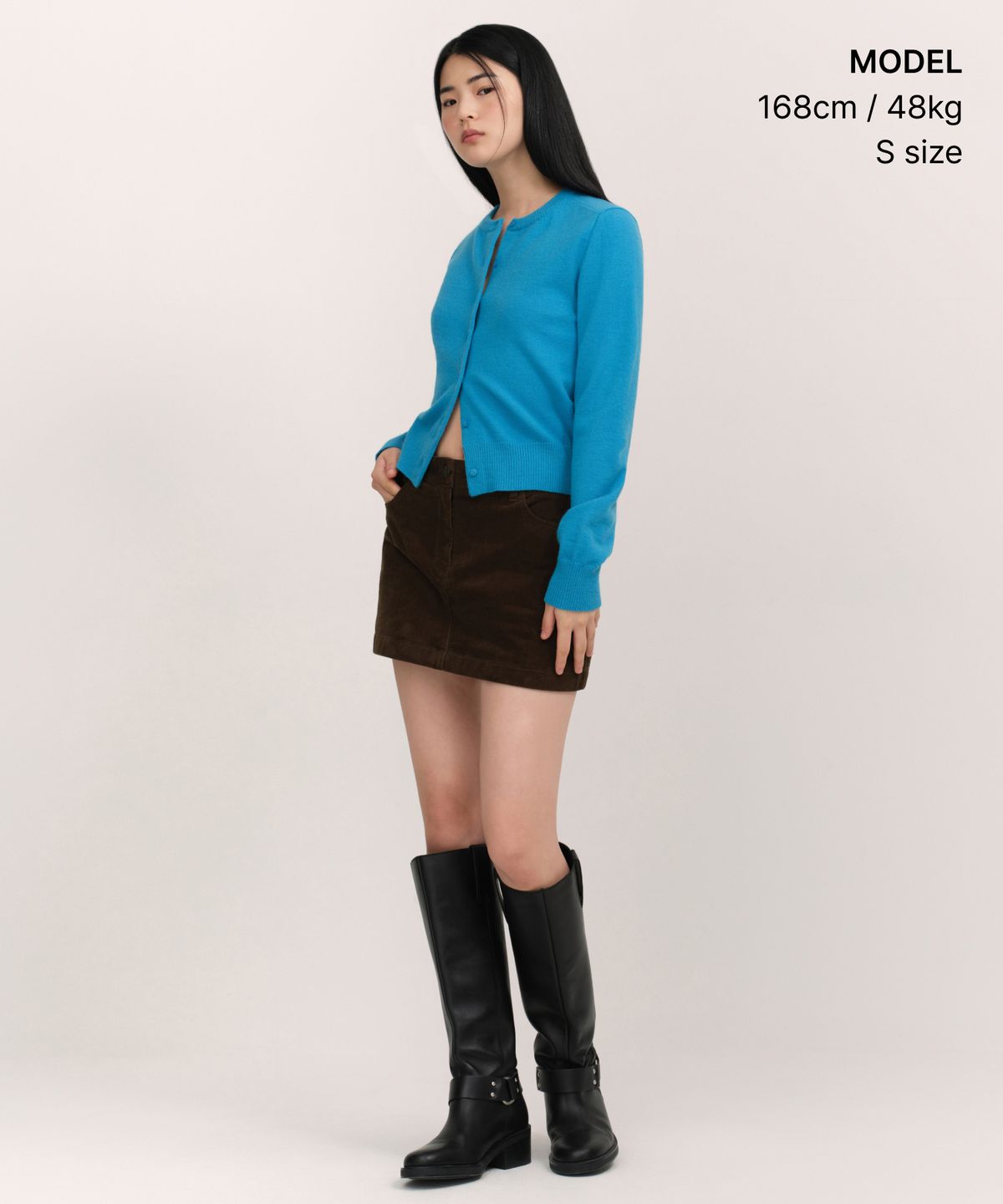 무신사 스탠다드 우먼(MUSINSA STANDARD WOMAN) 우먼즈 에센셜 라운드 넥 가디건 [블루]