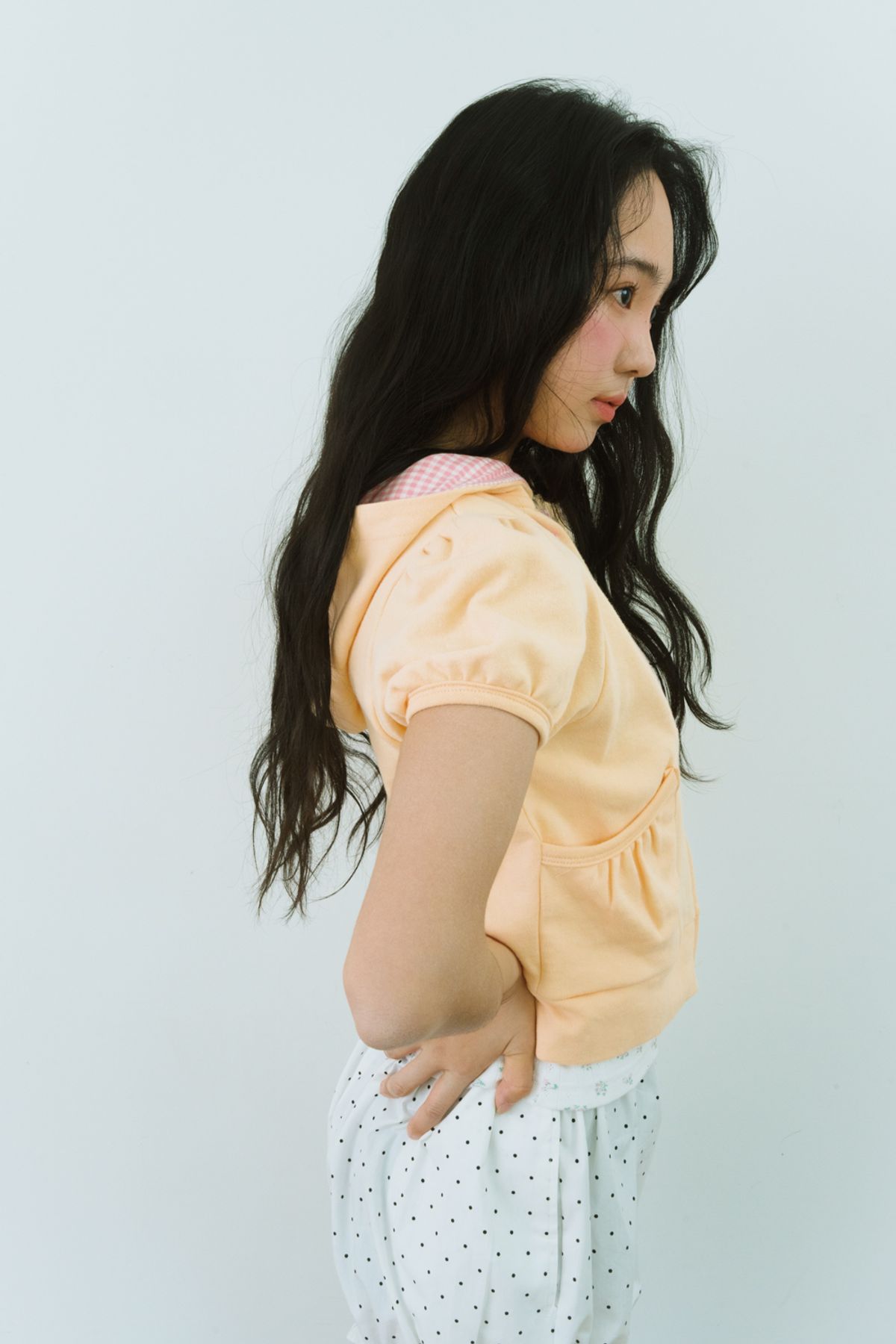 샤키리(SHAKIRI) 퍼링 체크 패치 후디 (환타)