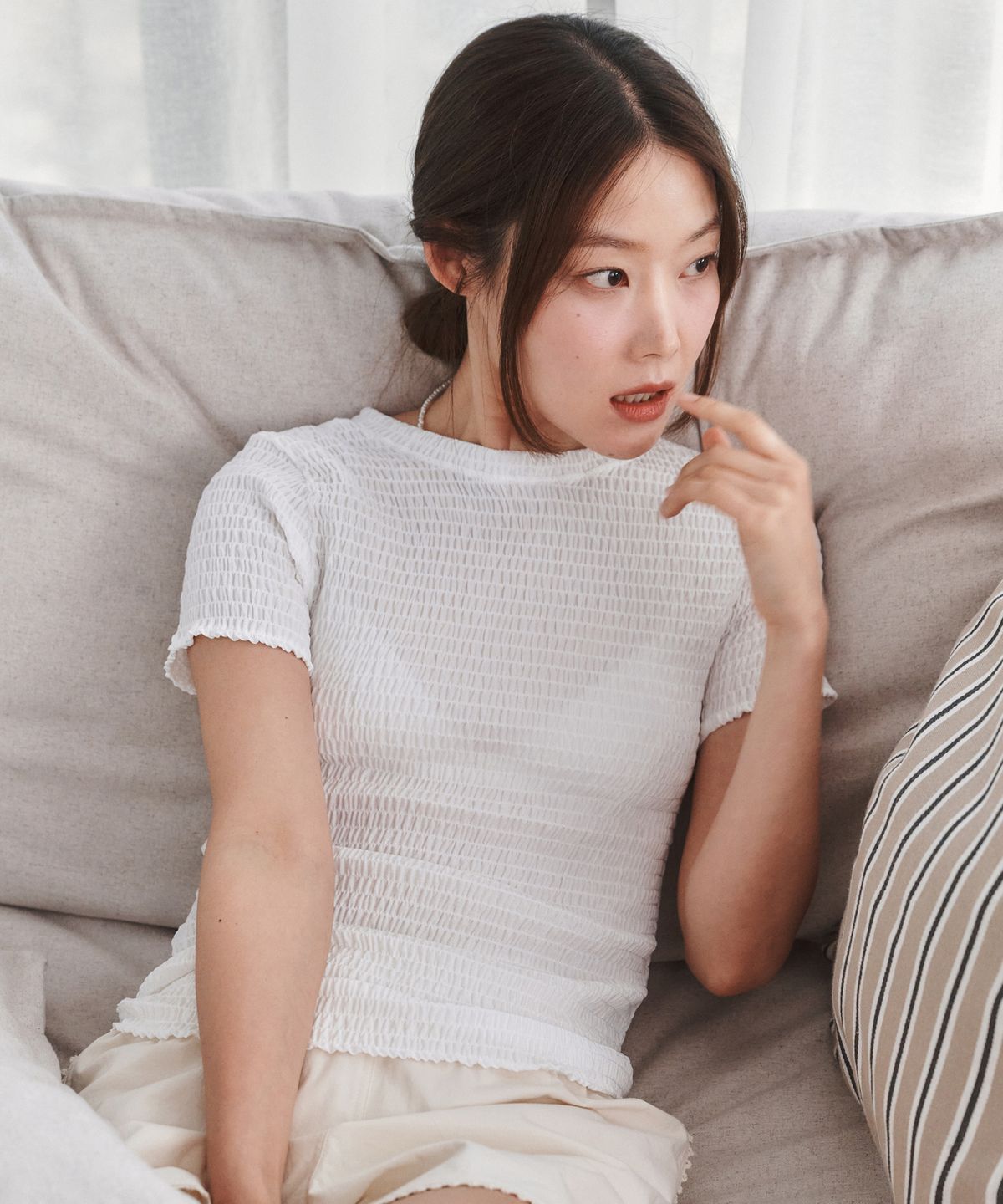 로시로우(LOSSYROW) Smoke Short Sleeve Tee White