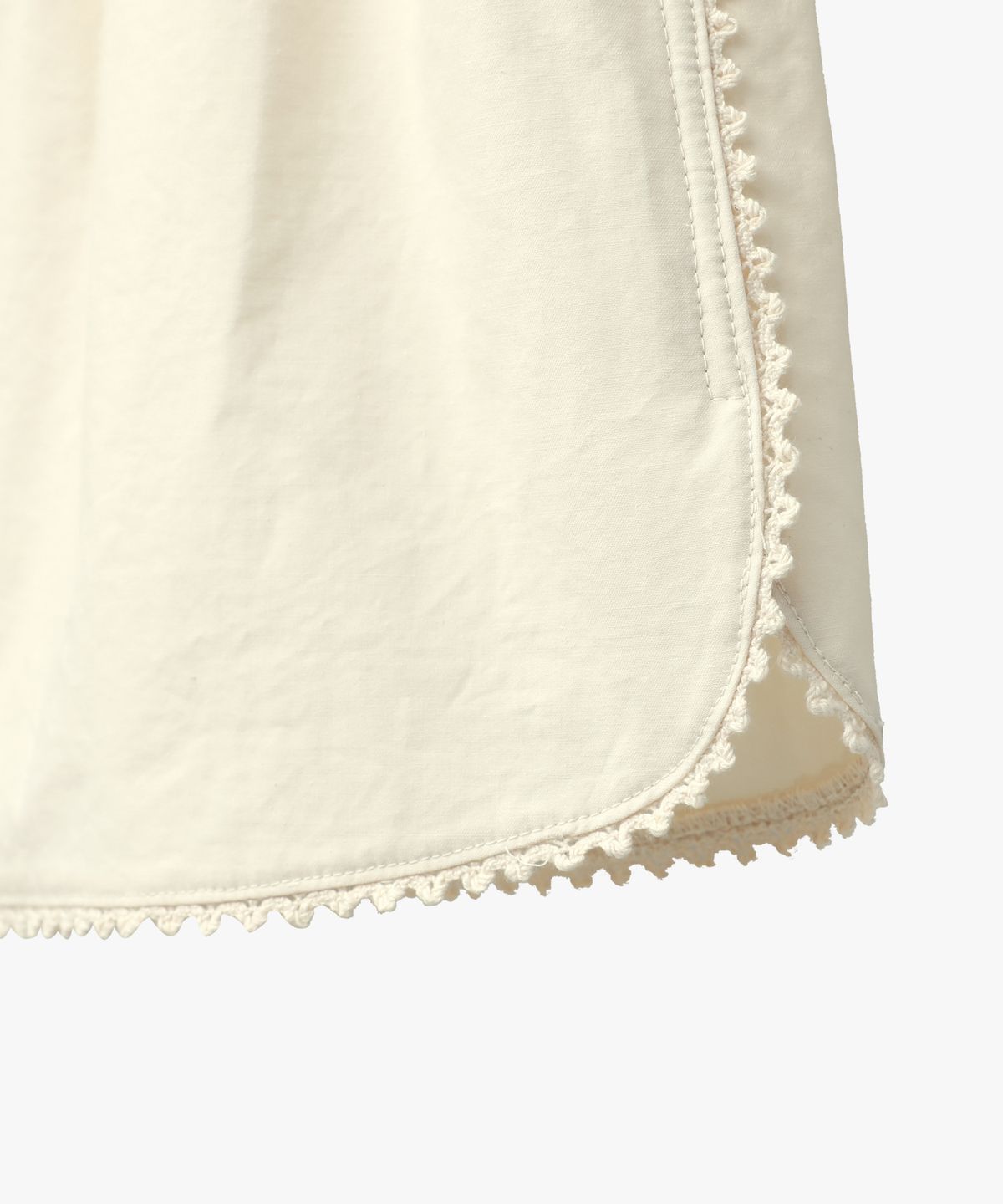 로시로우(LOSSYROW) LOSSY Lace Shorts Cream