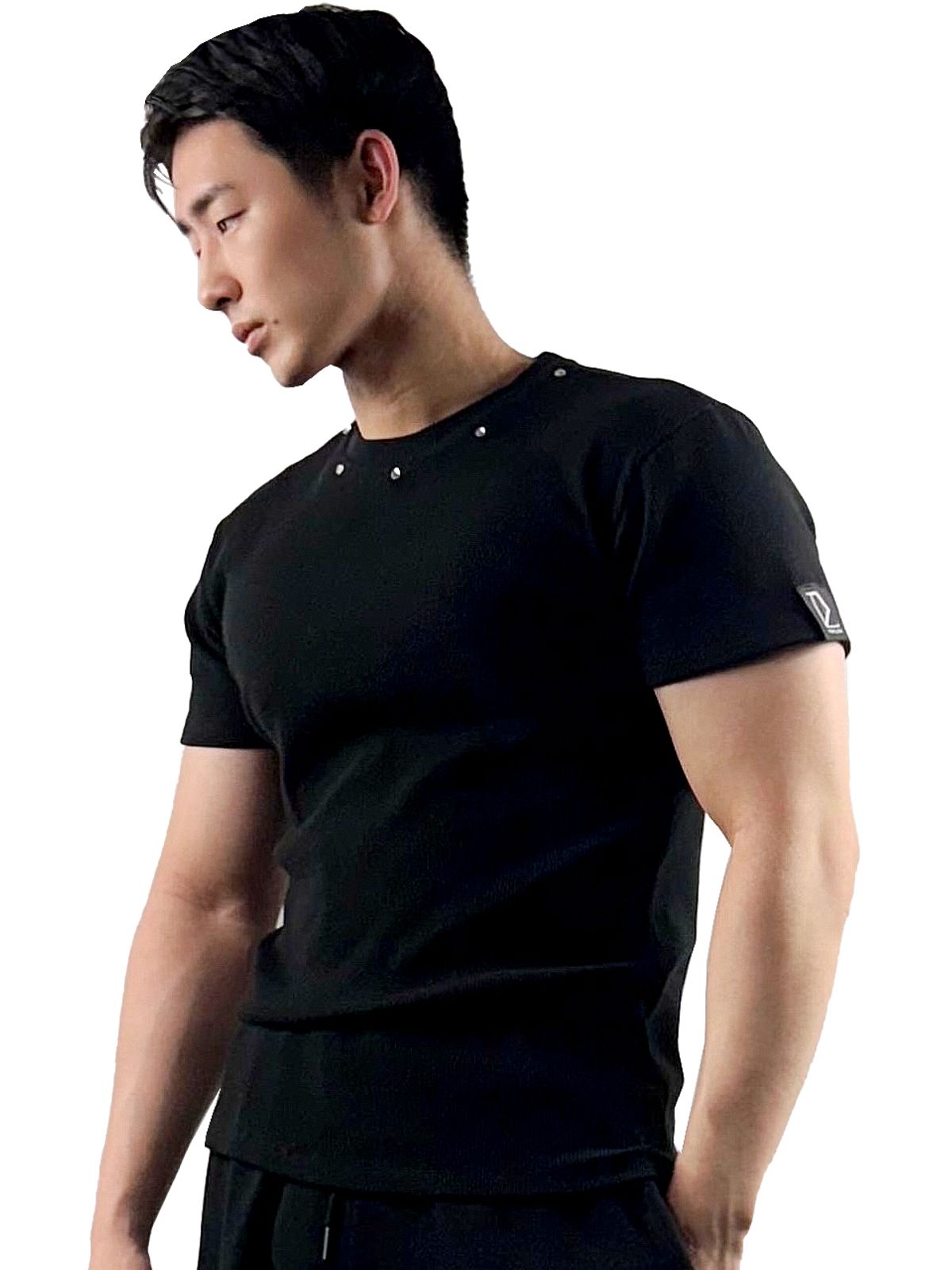 디그노루시르(DIGNOLUCIR) 큐빅 골지 반팔 슬림핏(black)
