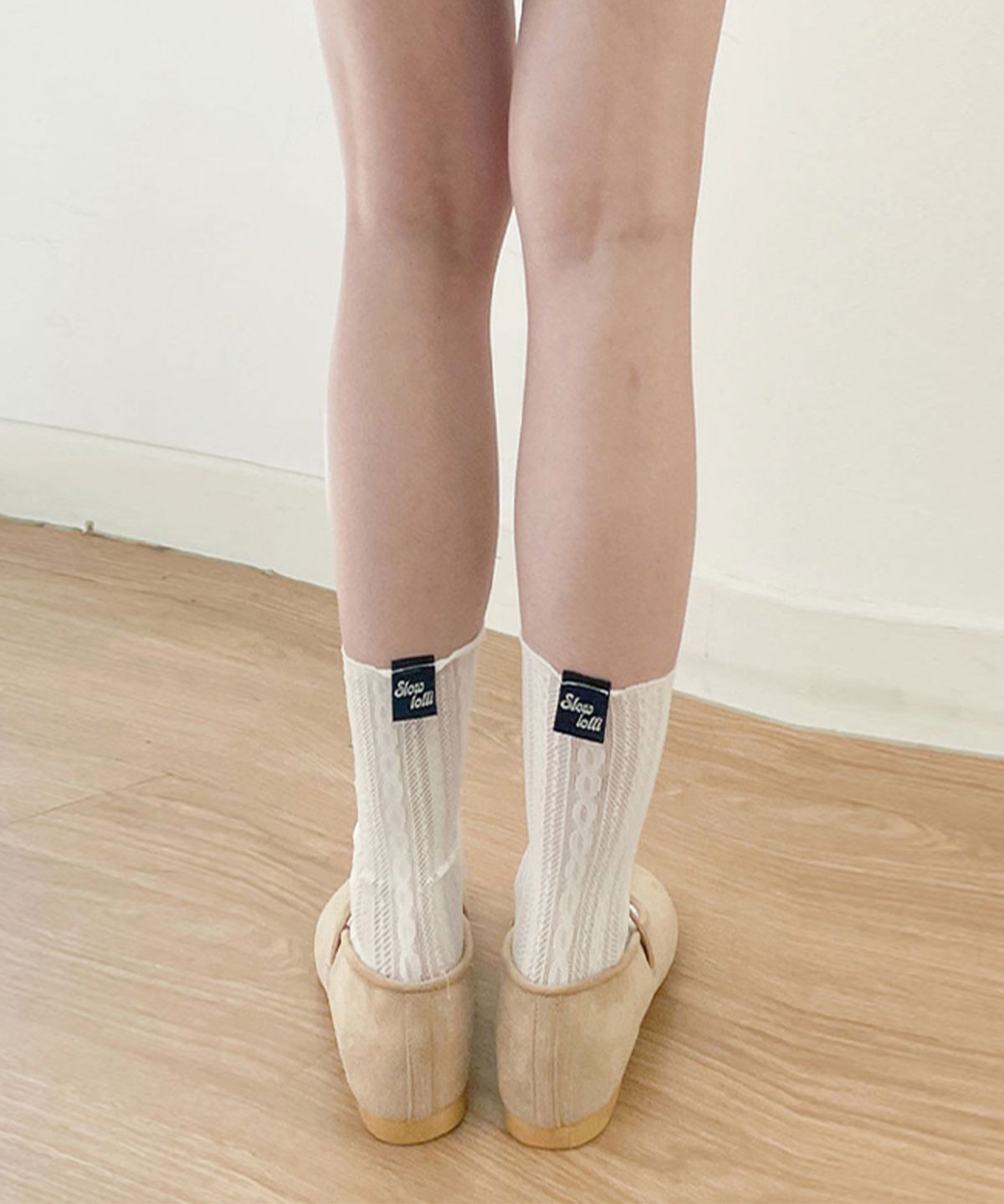 슬로우롤리(SLOWLOLLI) Sheer cable knit socks