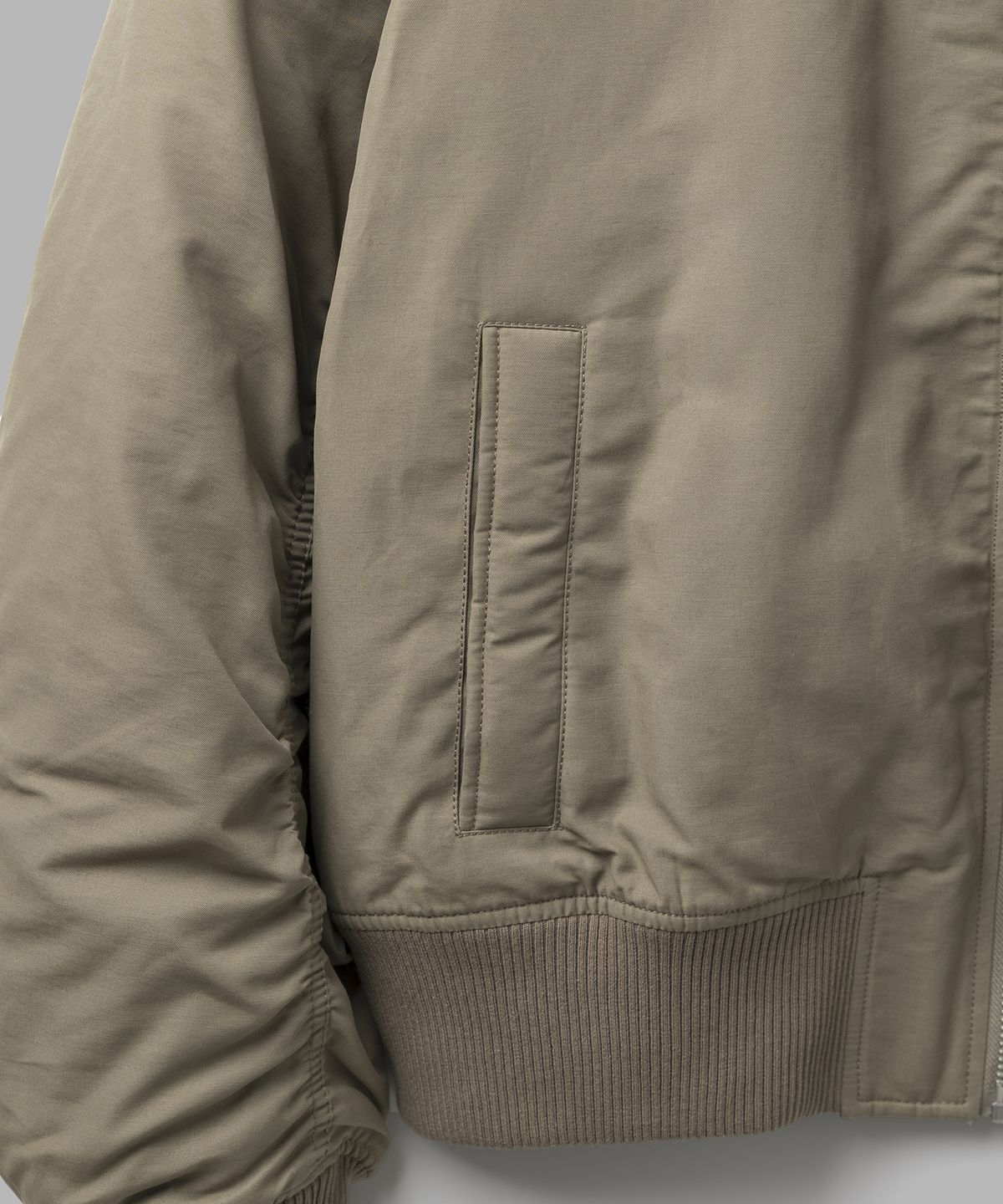 032씨(032C) (U) 워크 샵 봄버 자켓 세피아 그레이 WORKSHOP BOMBER JACKET SEPIA GREY