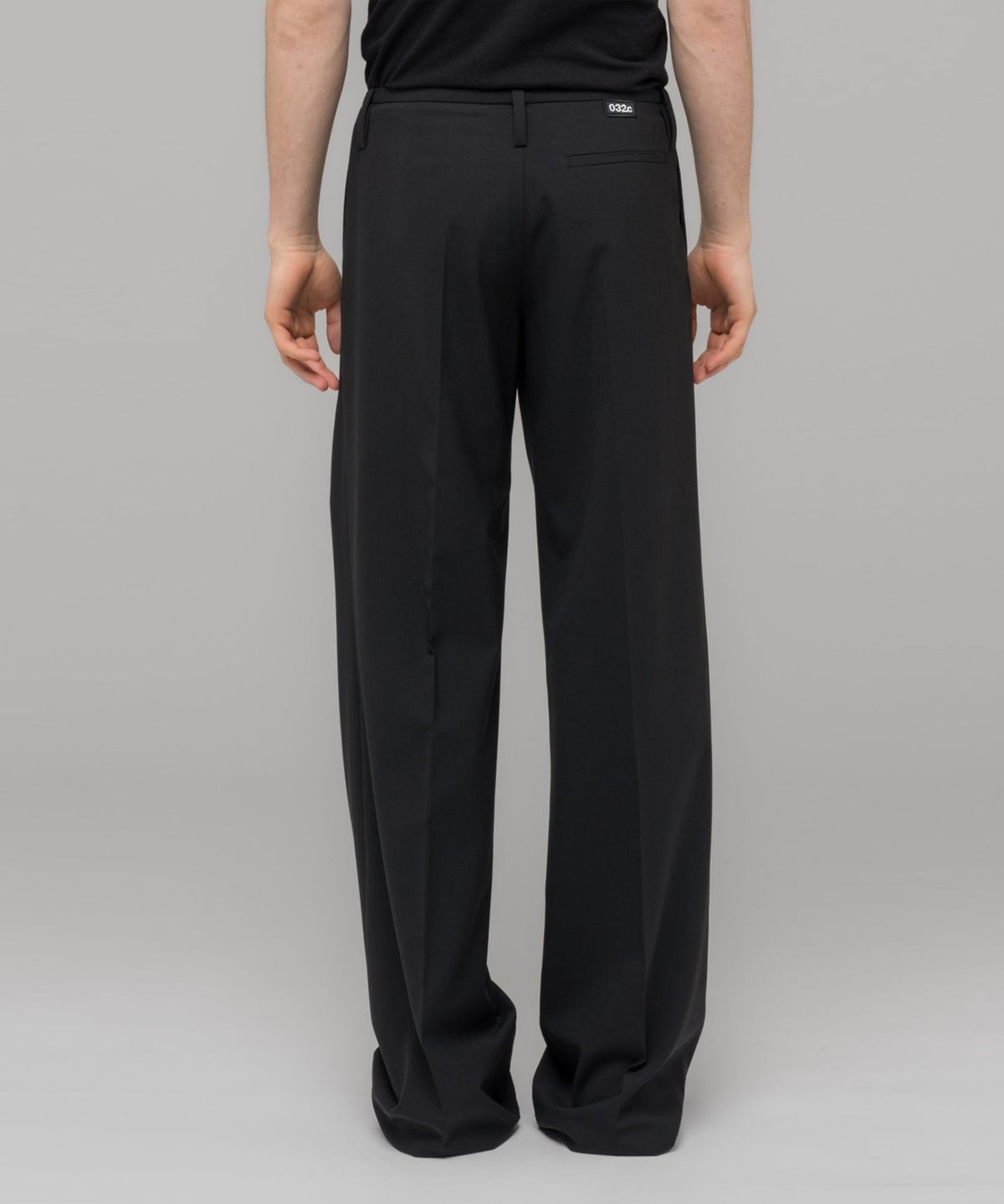 032씨(032C) (U) 오피스 어타이어 와이드 레그 수트 팬츠 블랙 OFFICE ATTIRE WIDE LEG SUIT PANTS BLACK