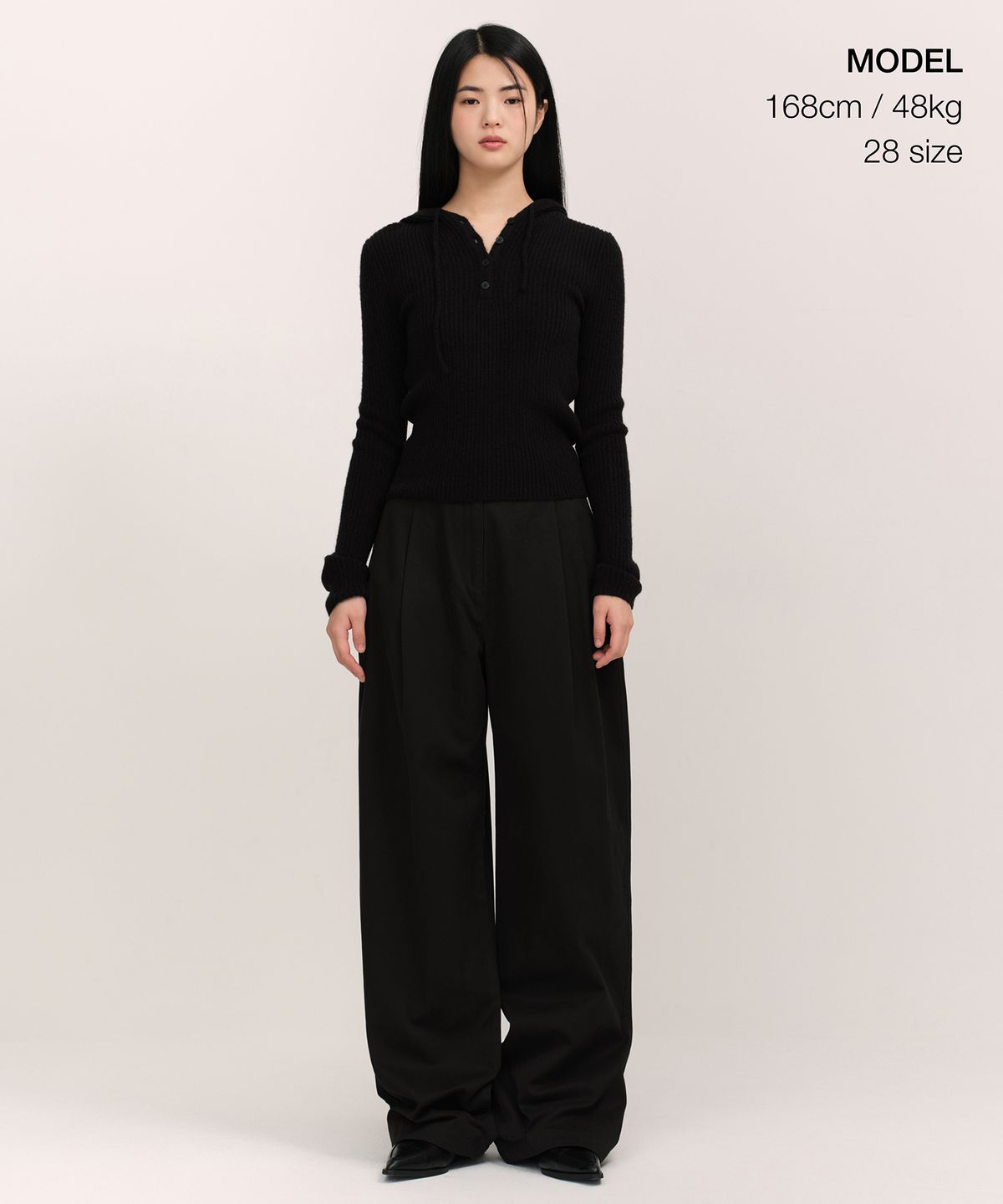 무신사 스탠다드 우먼(MUSINSA STANDARD WOMAN) 우먼즈 딥 턱 엑스트라 와이드 치노 팬츠 [블랙]