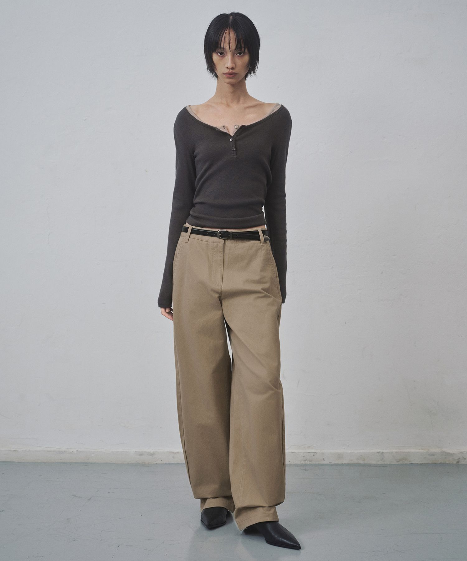 MUSINSA公式 | MUSINSA STANDARD WOMAN ウィメンズカーブドチノパンツ
