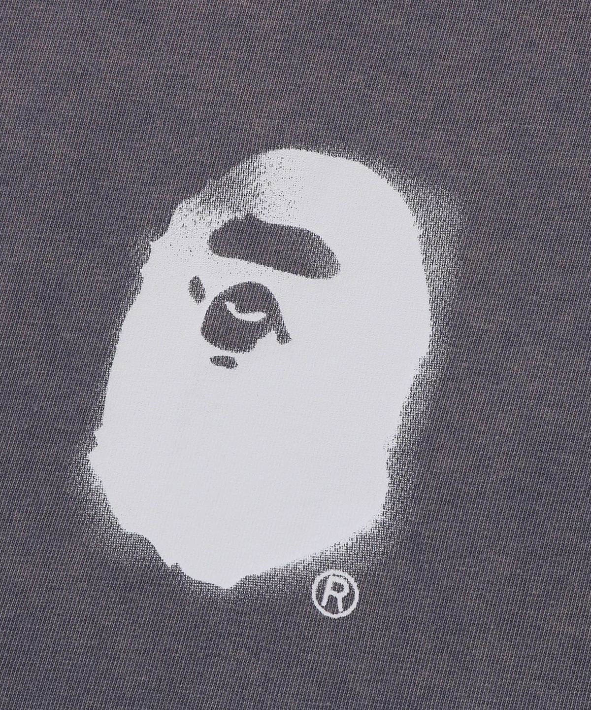 베이프(BAPE) 피그먼트 프린트 에이프 헤드 릴렉스드 핏 티셔츠(M) CHARCOAL