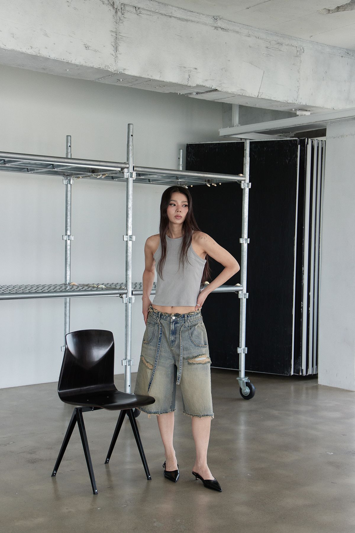 노 엑스트라 터치(NO EXTRA TOUCH) Raw Sleeveless (Cement) / 25SMSL004CH