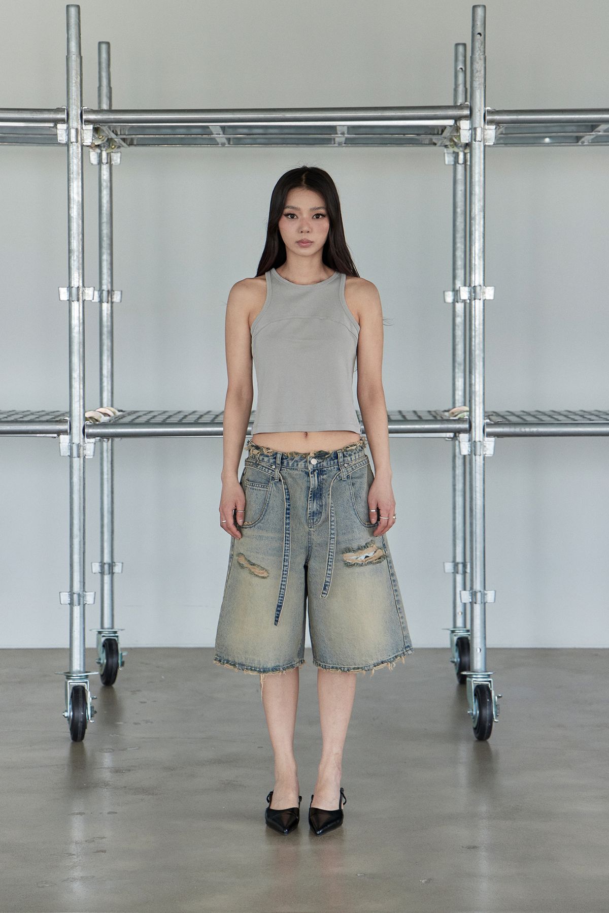 노 엑스트라 터치(NO EXTRA TOUCH) Raw Sleeveless (Cement) / 25SMSL004CH