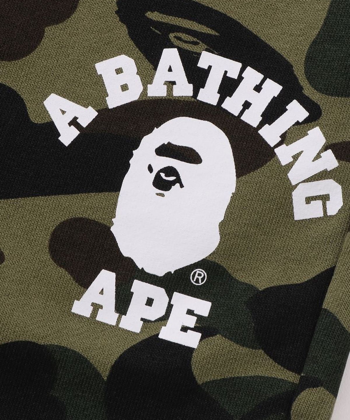 베이프(BAPE) 퍼스트 카모 세퍼레이트 레귤러 핏 스웨트 팬츠(M) MULTI