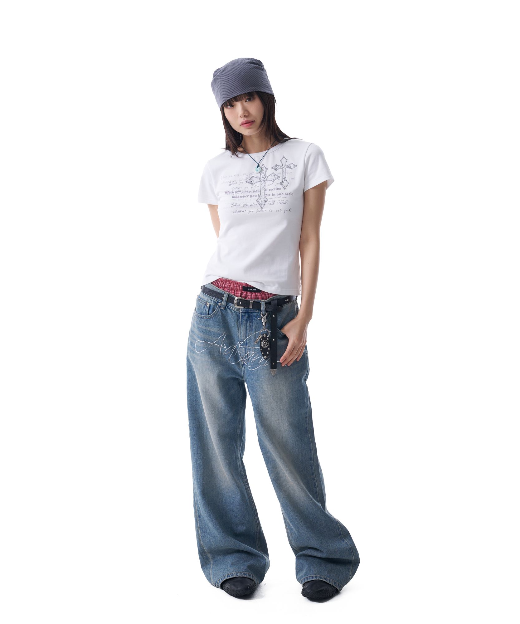 MUSINSA | AAKAM Laced CROS2 Patch Half Top (White)