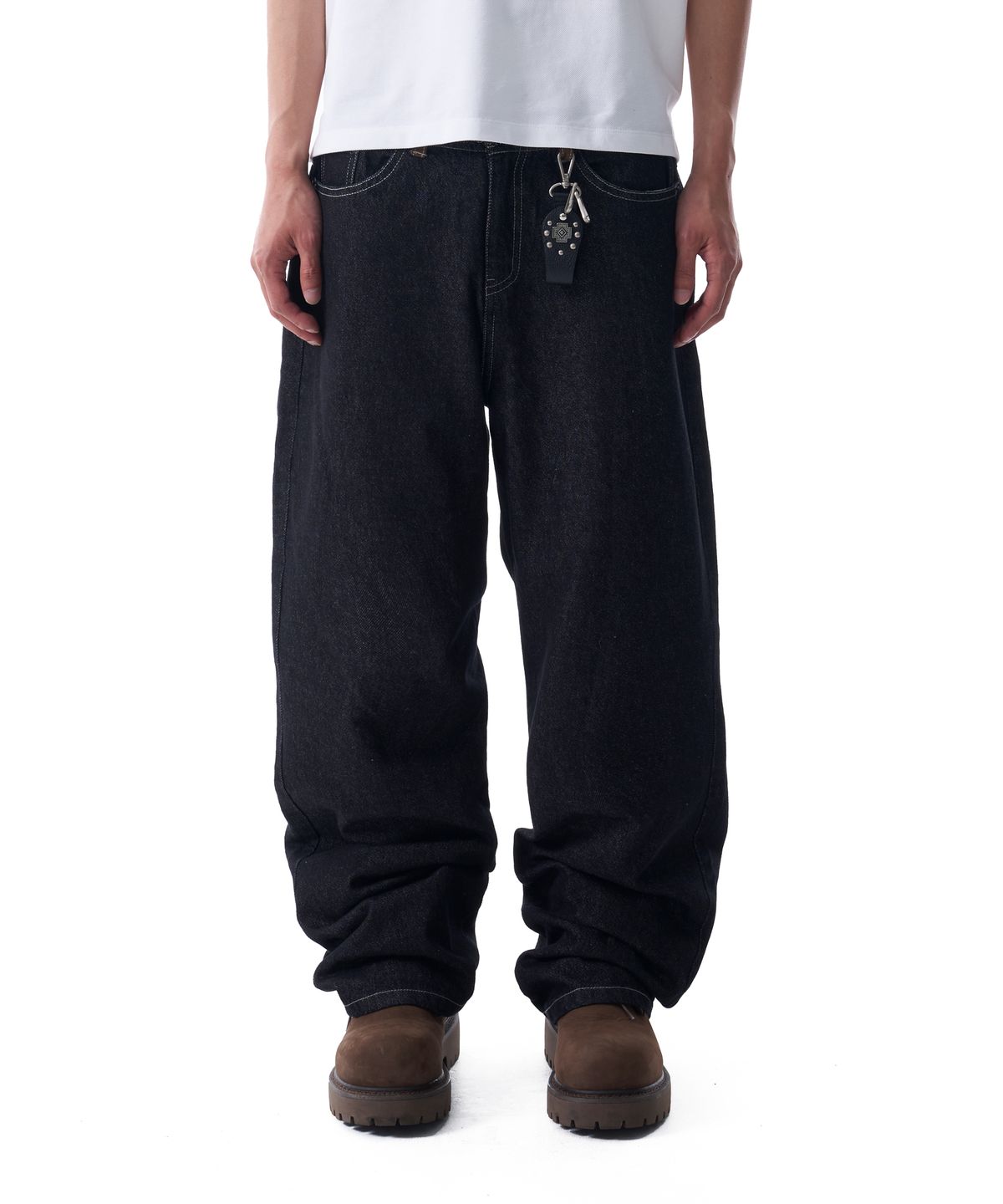 아캄(AAKAM) Waist Contrast Denim Pants (Black)