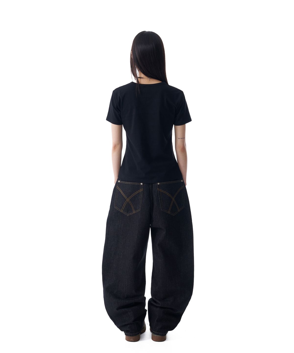 아캄(AAKAM) Laced CROS2 Patch Half Top (Black)