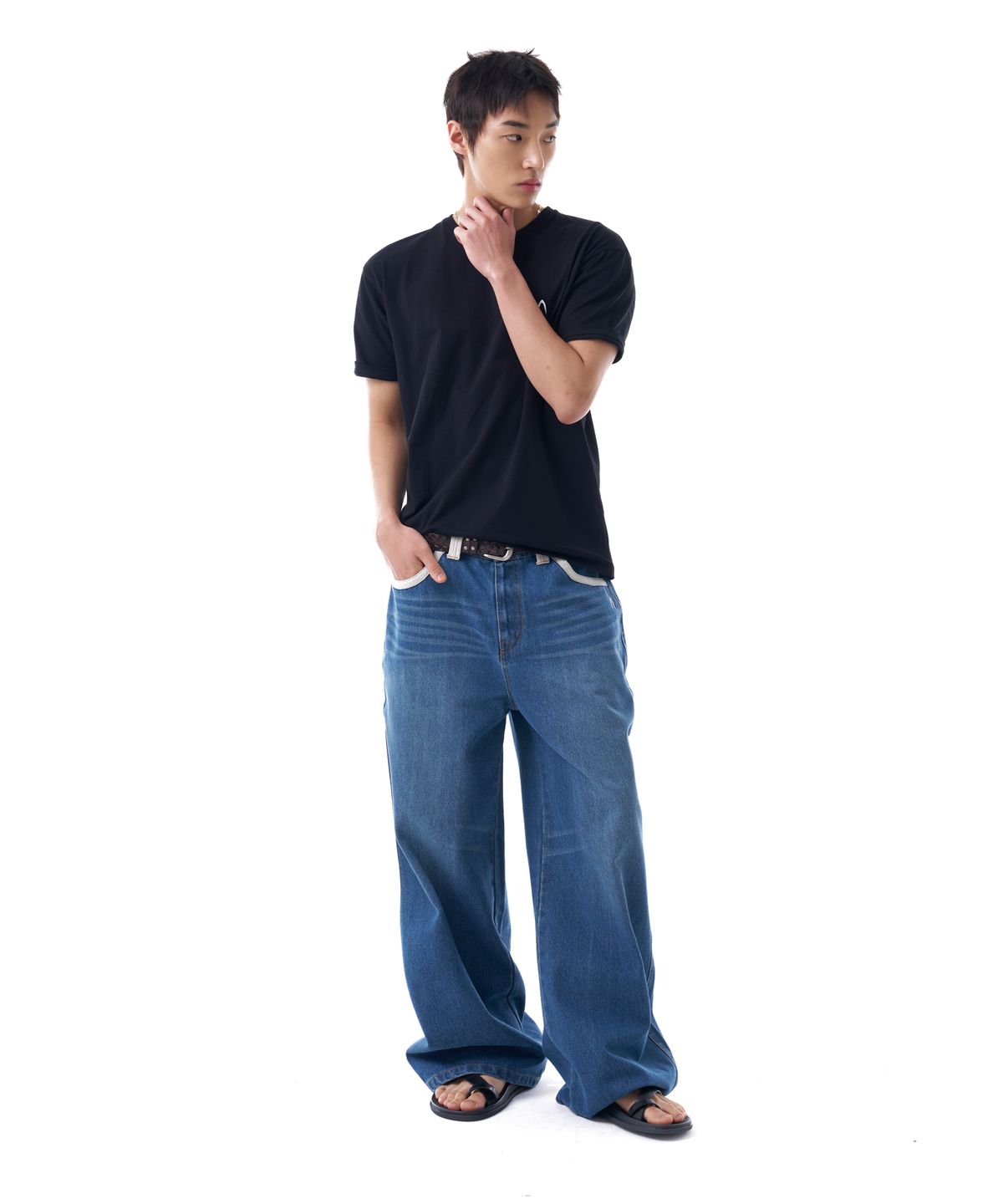 아캄(AAKAM) [2PACK] Fitted Half Top (Black)