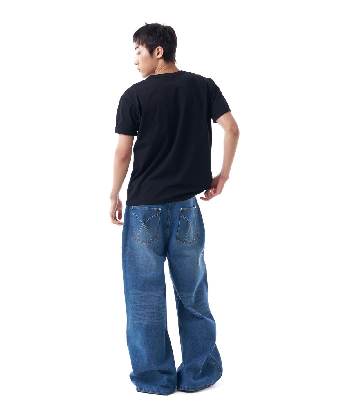 아캄(AAKAM) [2PACK] Fitted Half Top (Black)