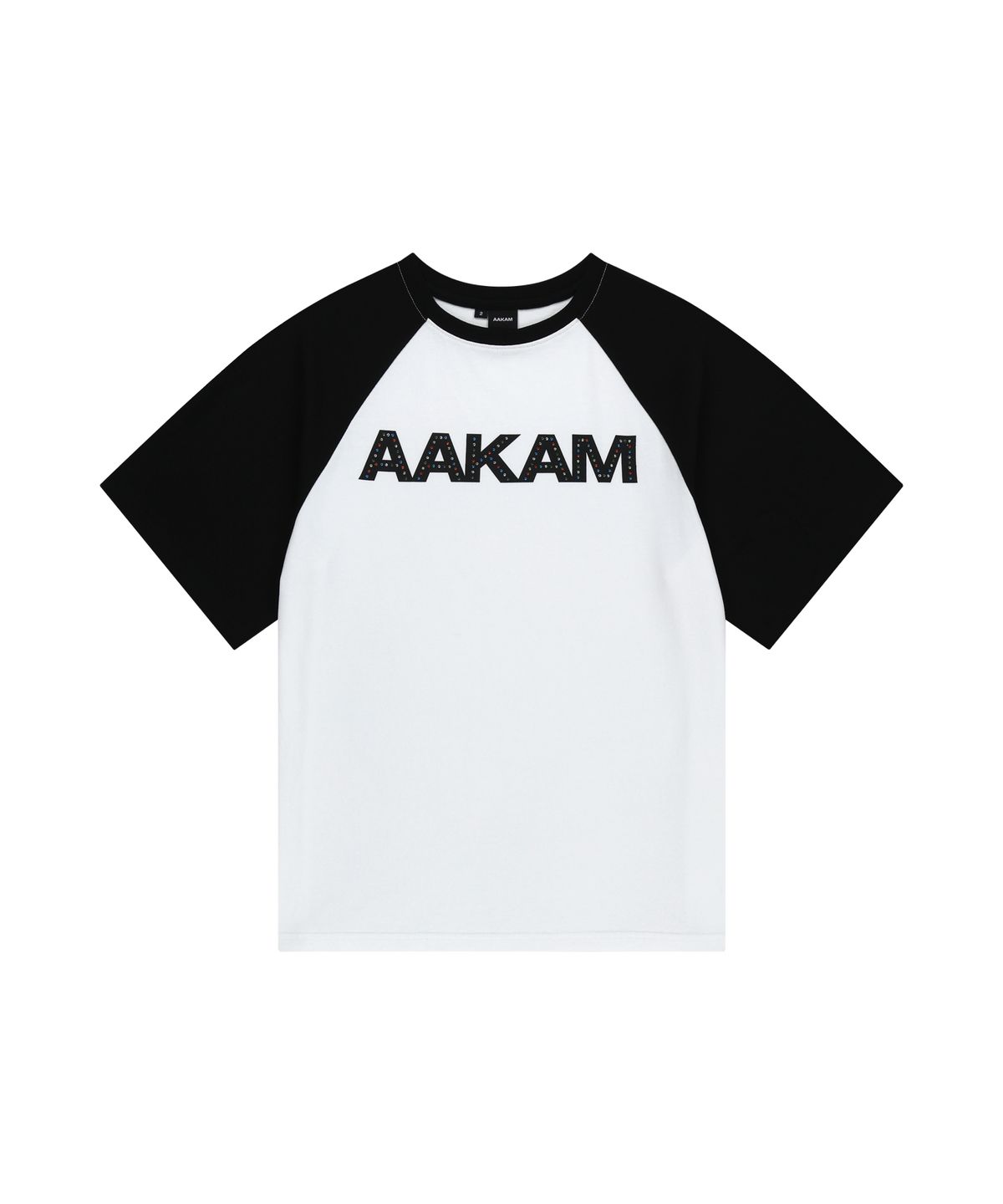아캄(AAKAM) AKM Rhinestone Raglan Half Top (White)
