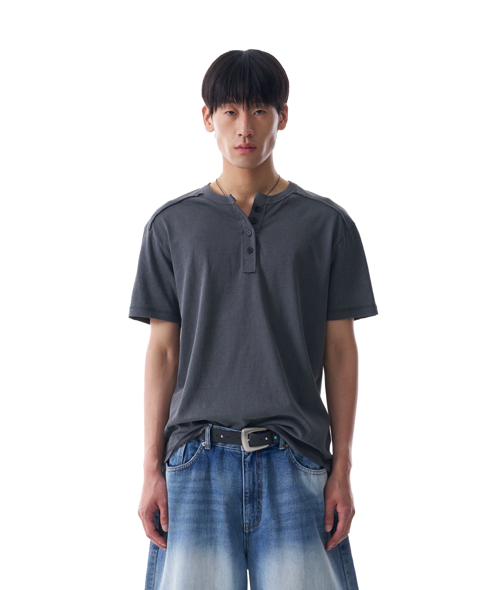 Tシャツ・カットソー AAKAM Incision Henry Neck Half Top 5SH063 MUSINSA公式 | AAKAM Incision Henry Neck Half Top (Dark Gray)