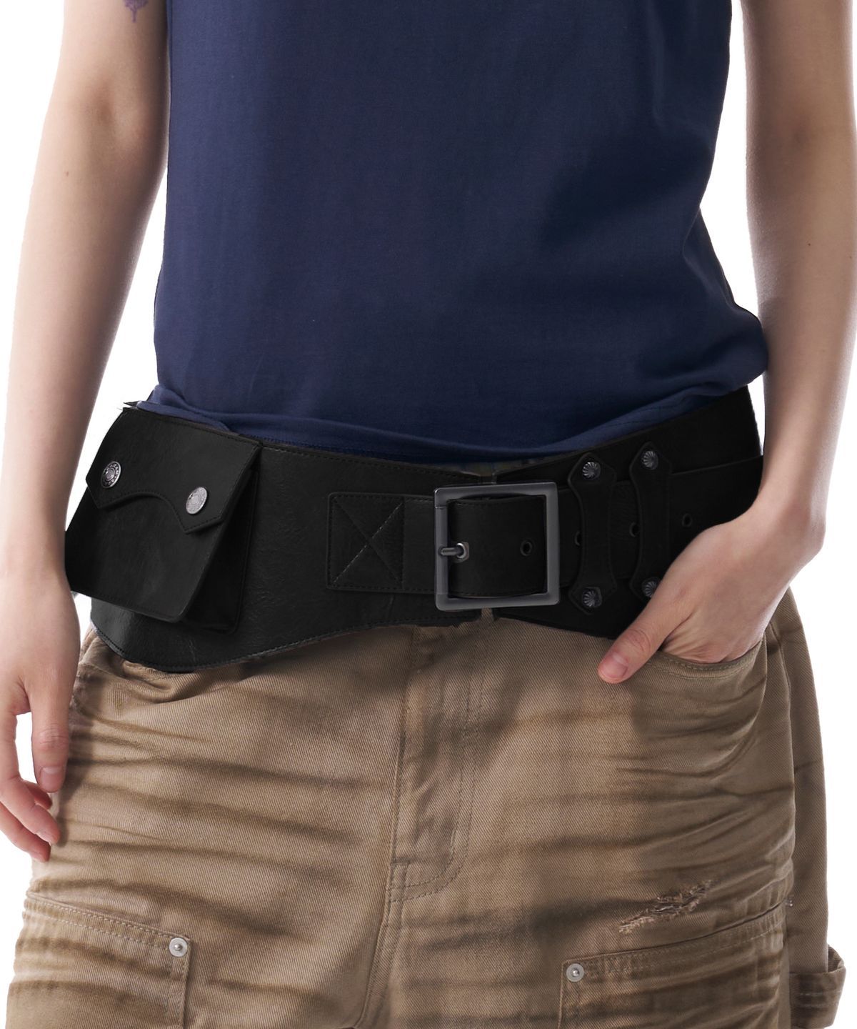 아캄(AAKAM) Studded Belt Bag (Black)