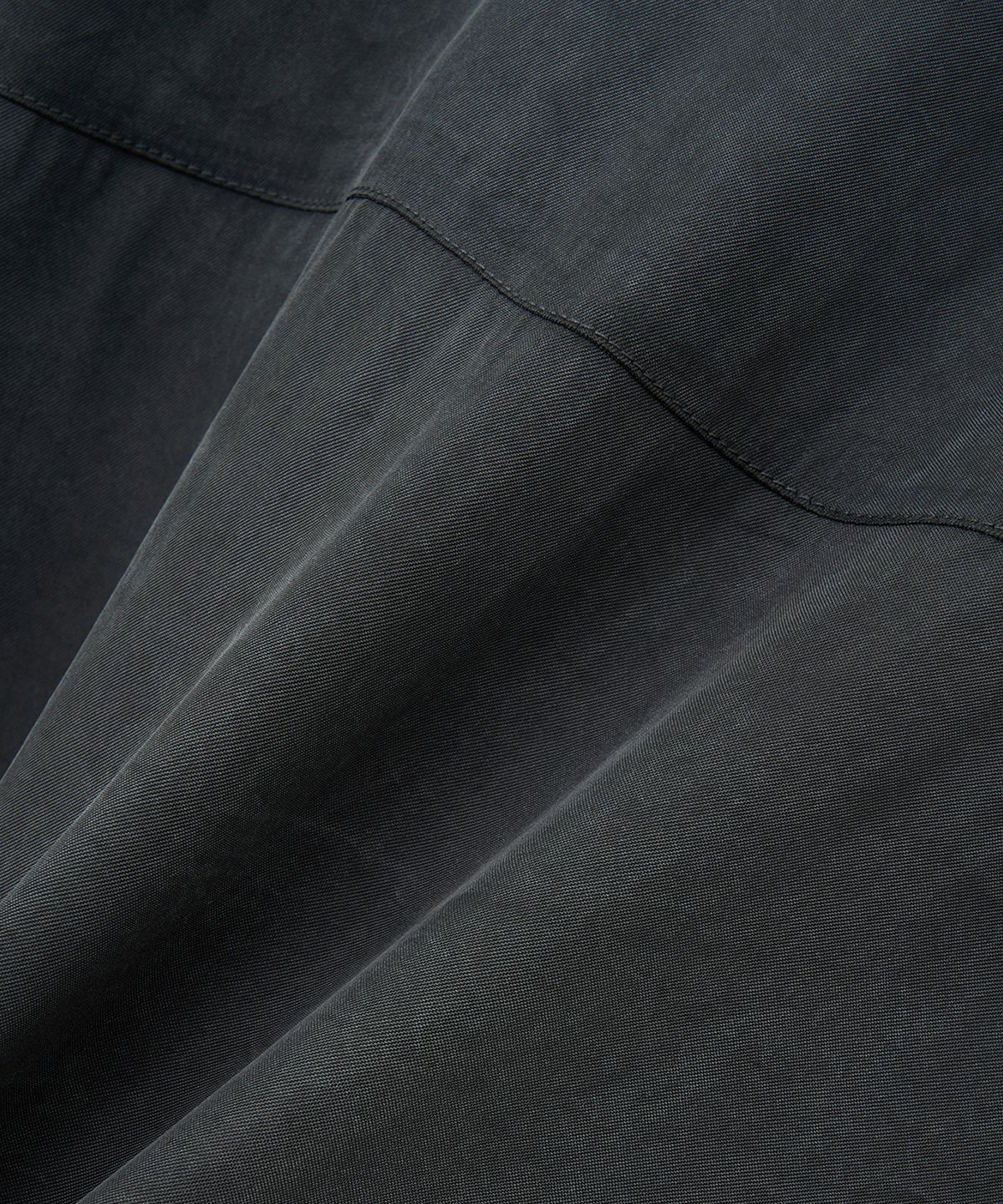 노이어(NOIRER) 플루이드 하프 집업 폴로 셔츠 (다크그레이)