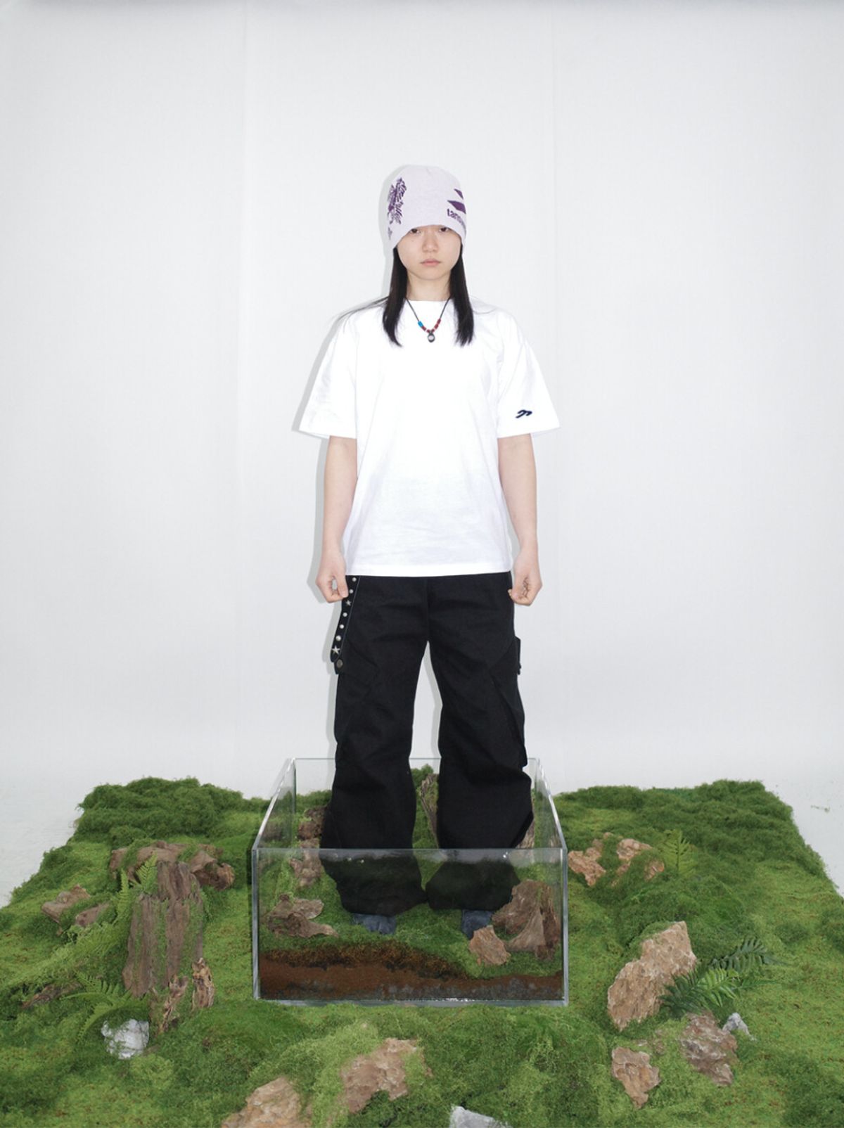 JACQUARD VULTURE BEANIE IN PINK 1